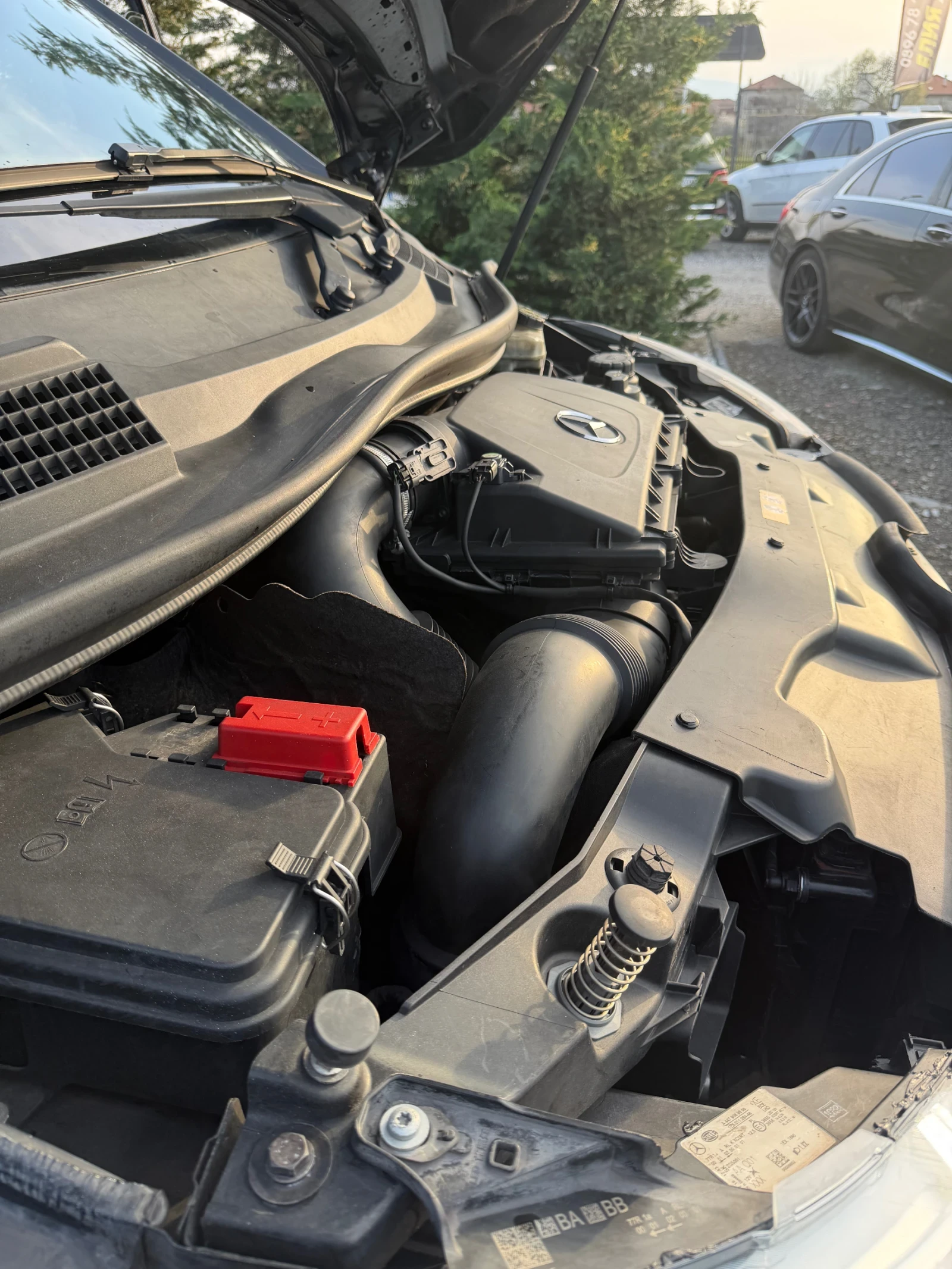 Mercedes-Benz V 300 2019! FACELIFT! LIZING!, снимка 13 - Автомобили и джипове - 54314414