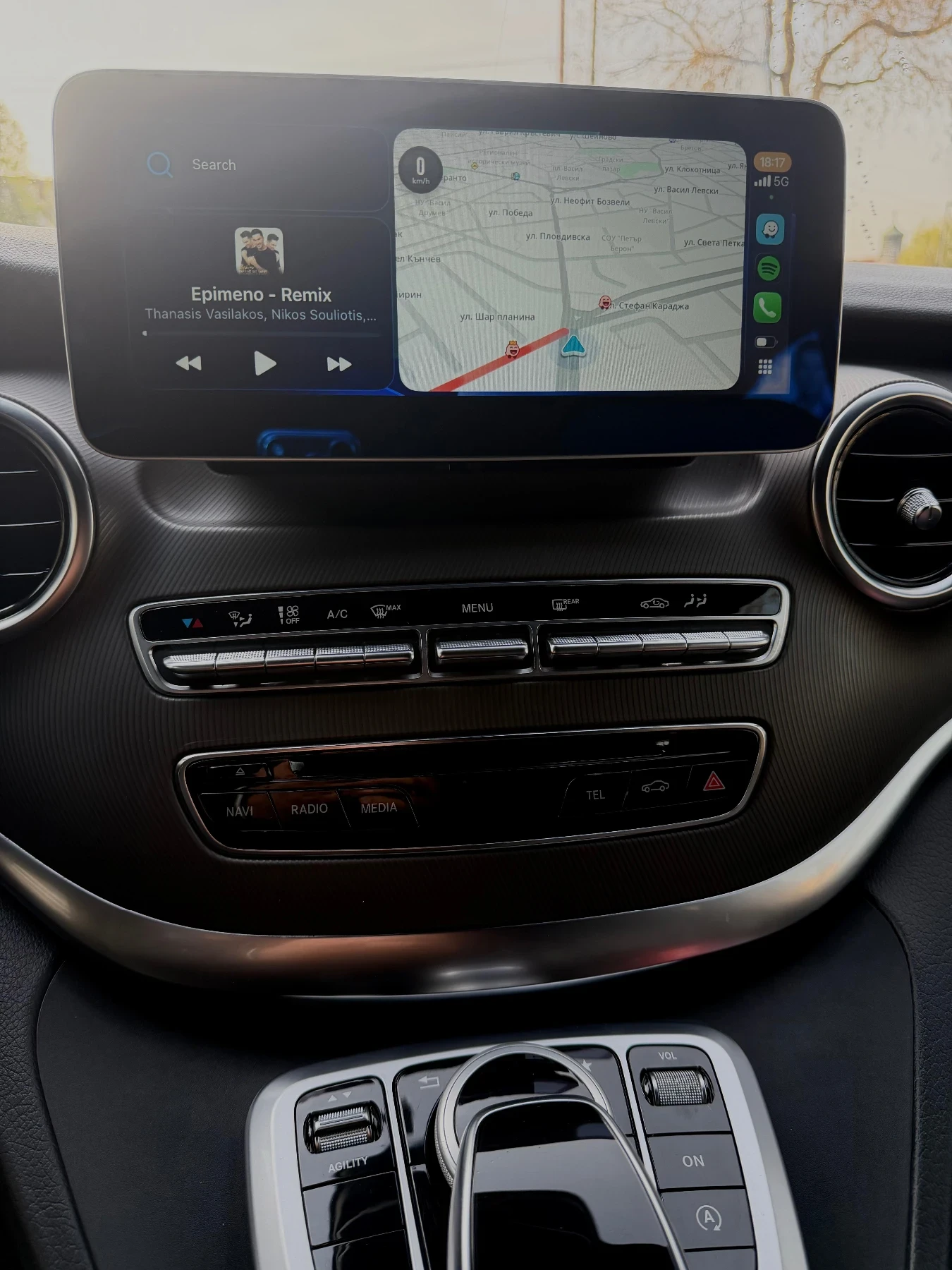 Mercedes-Benz V 300 2019! FACELIFT! LIZING!, снимка 9 - Автомобили и джипове - 54314414