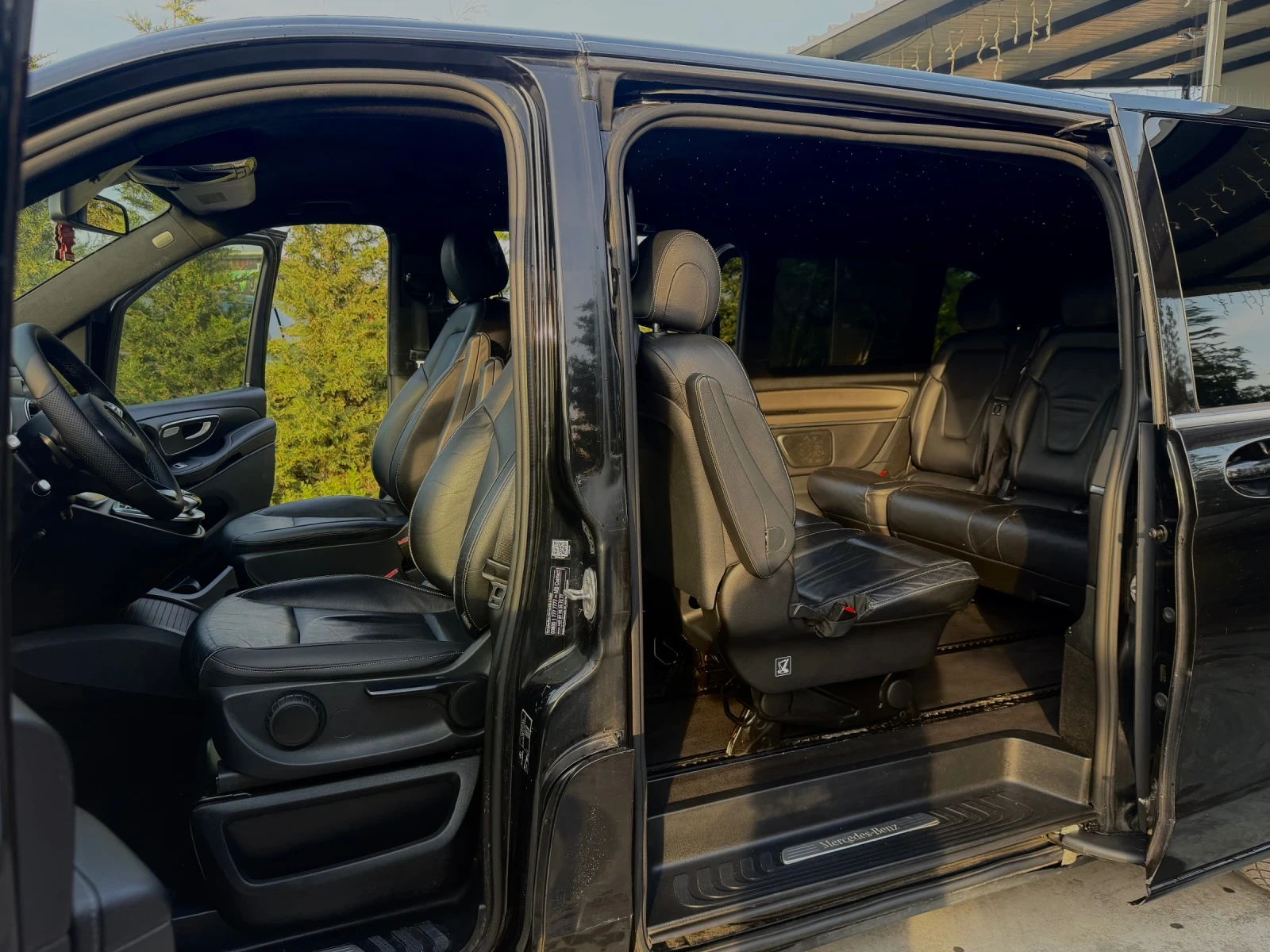 Mercedes-Benz V 300 2019! FACELIFT! LIZING!, снимка 3 - Автомобили и джипове - 54314414