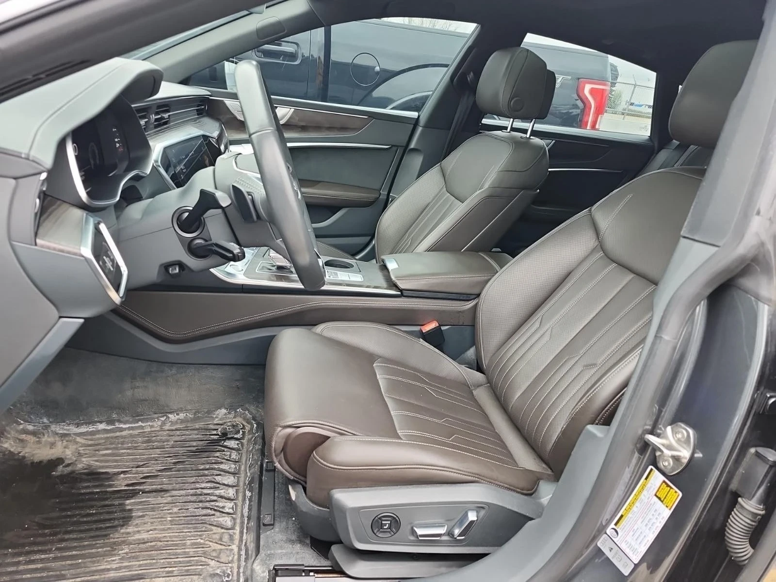 Audi A7 Sportback* Обдухване* Кафява кожа, снимка 7 - Автомобили и джипове - 54374570