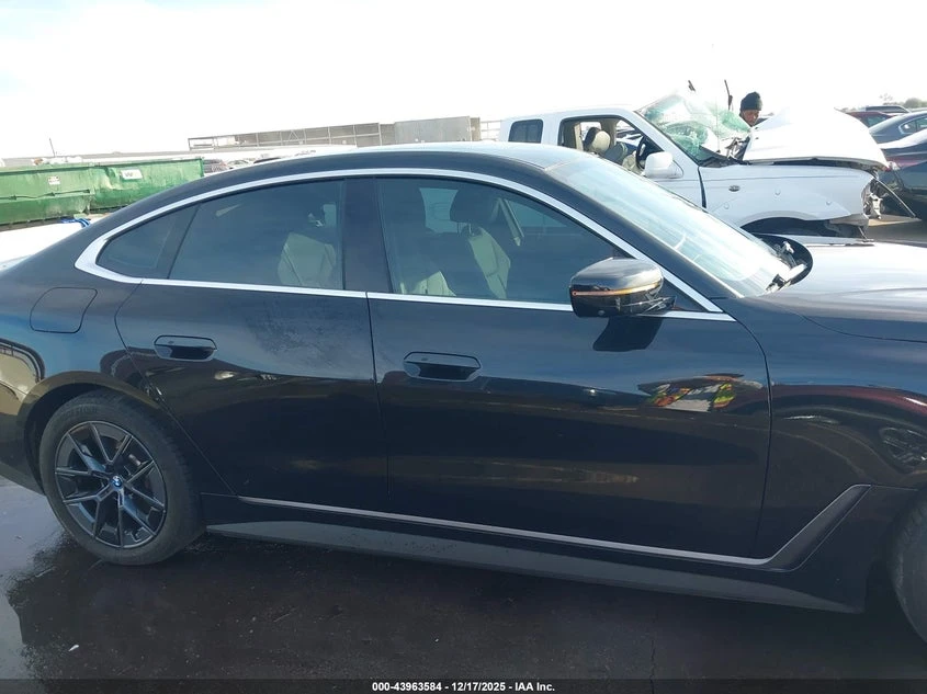BMW i4 eDrive40 Gran Coupe, снимка 13 - Автомобили и джипове - 54455775