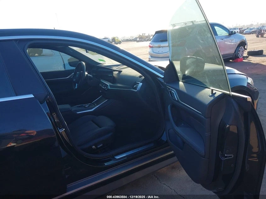 BMW i4 eDrive40 Gran Coupe, снимка 5 - Автомобили и джипове - 54455775