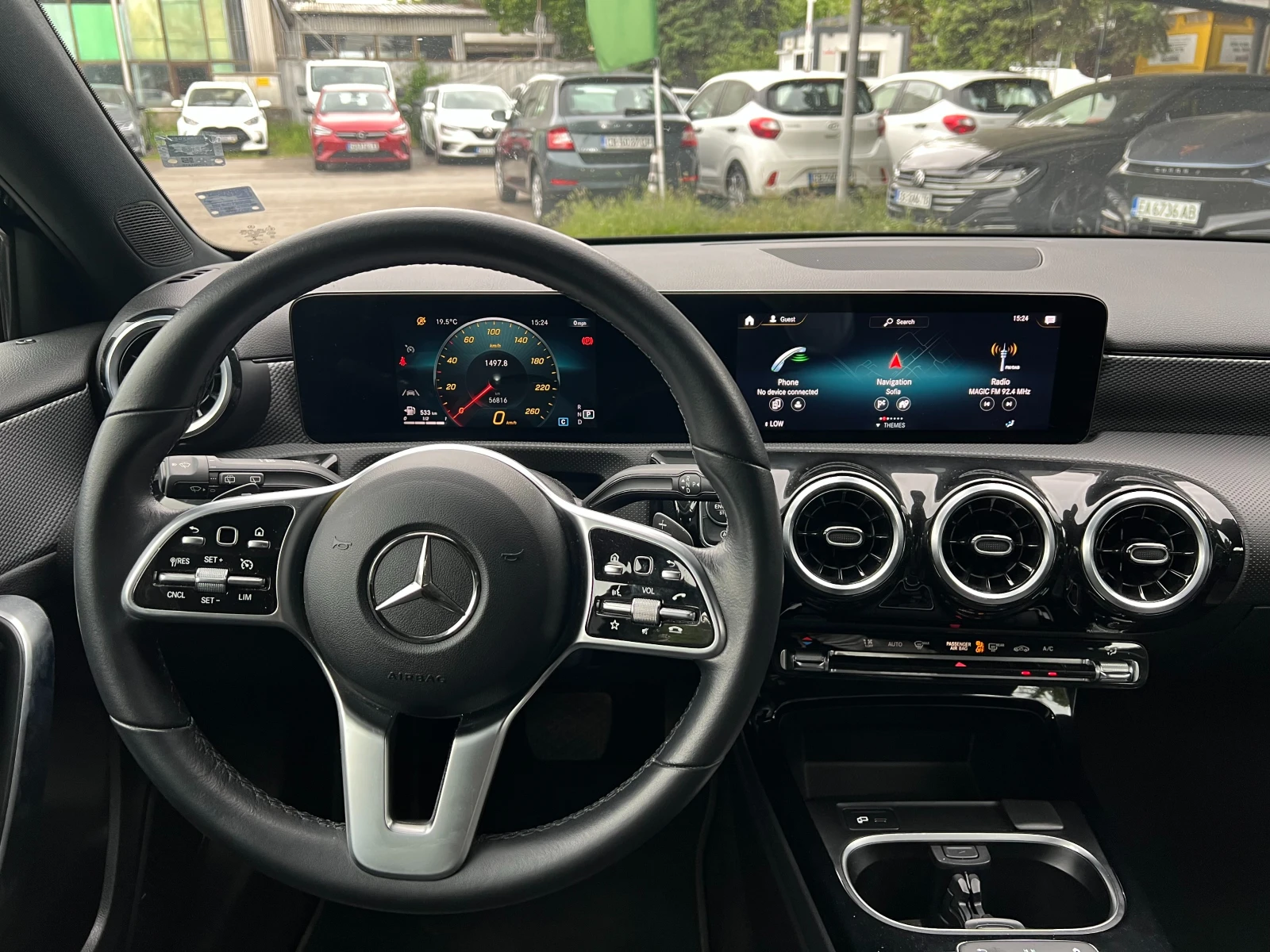 Mercedes-Benz A 180 1.3T , снимка 10 - Автомобили и джипове - 54644262