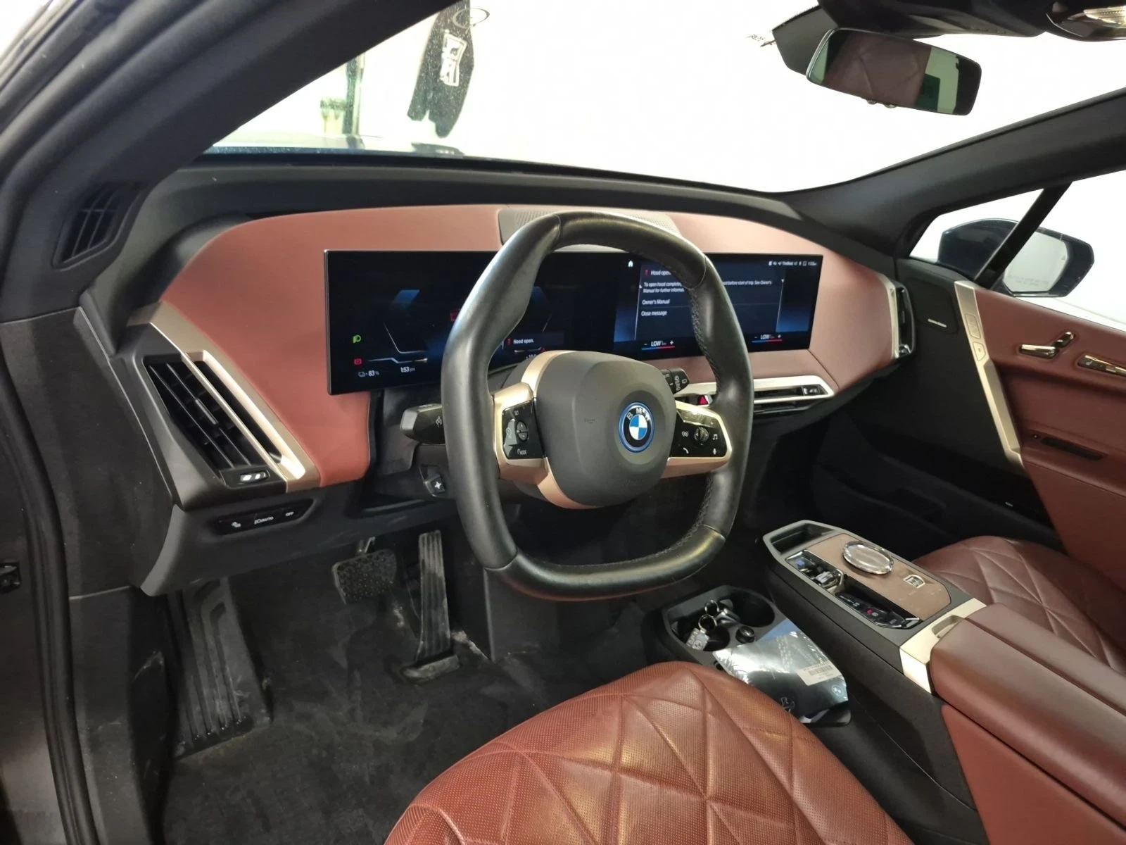 BMW iX M-pkg* 360* Pano* Hud* H&K* Distronic* Soft-close*, снимка 7 - Автомобили и джипове - 55060770