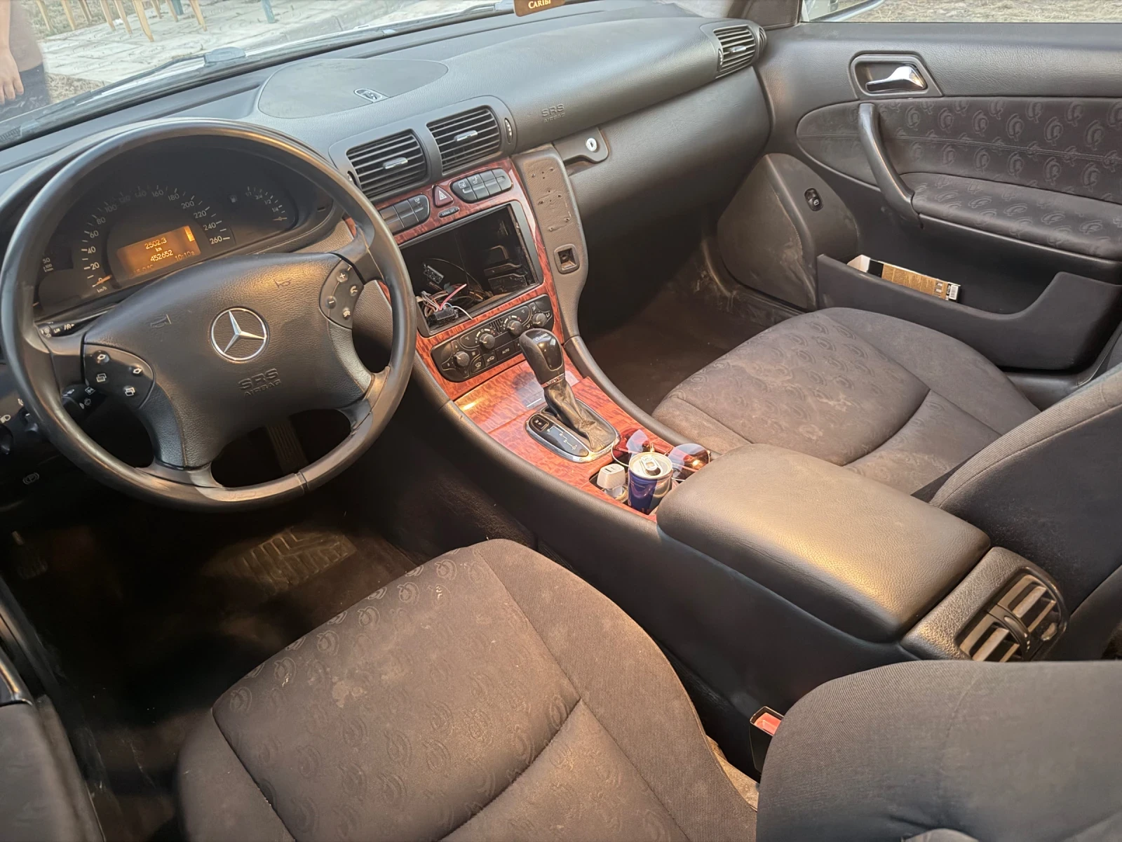 Mercedes-Benz C 220 2.2CDI 143KS, снимка 8 - Автомобили и джипове - 55835372