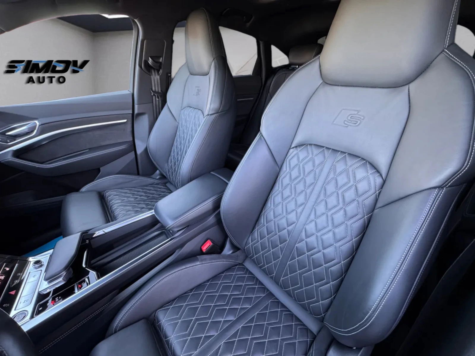 Audi E-Tron 55 SPORTBACK S-LINE PLUS HEAD-UP ПАНОРАМА ПОДГРЕВ, снимка 8 - Автомобили и джипове - 56010741
