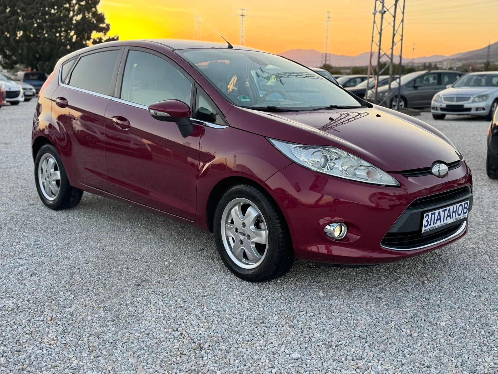 Ford Fiesta 1.6 , снимка 6 - Автомобили и джипове - 56011347