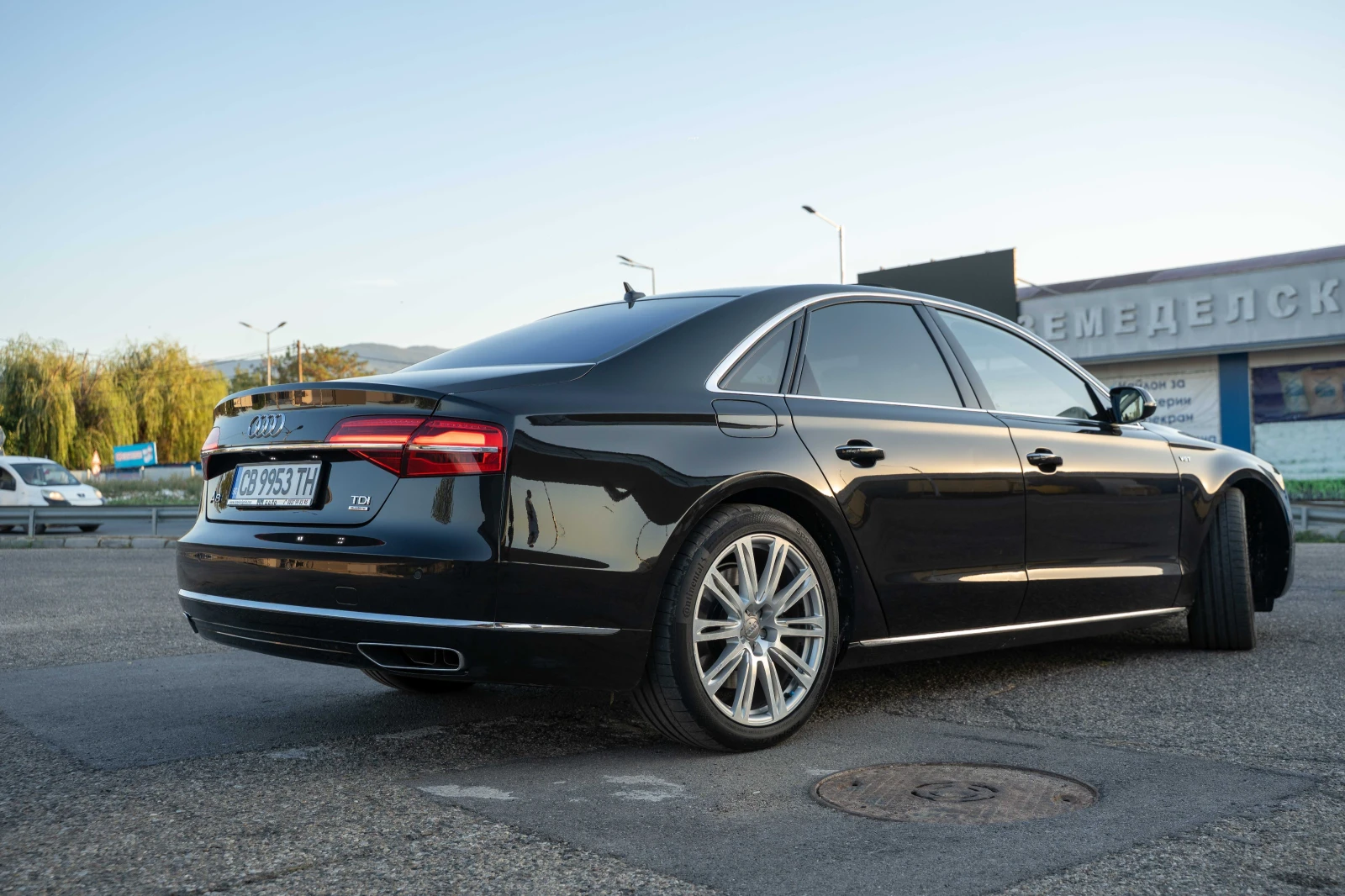 Audi A8 4.2 V8 TDI, снимка 4 - Автомобили и джипове - 56012316
