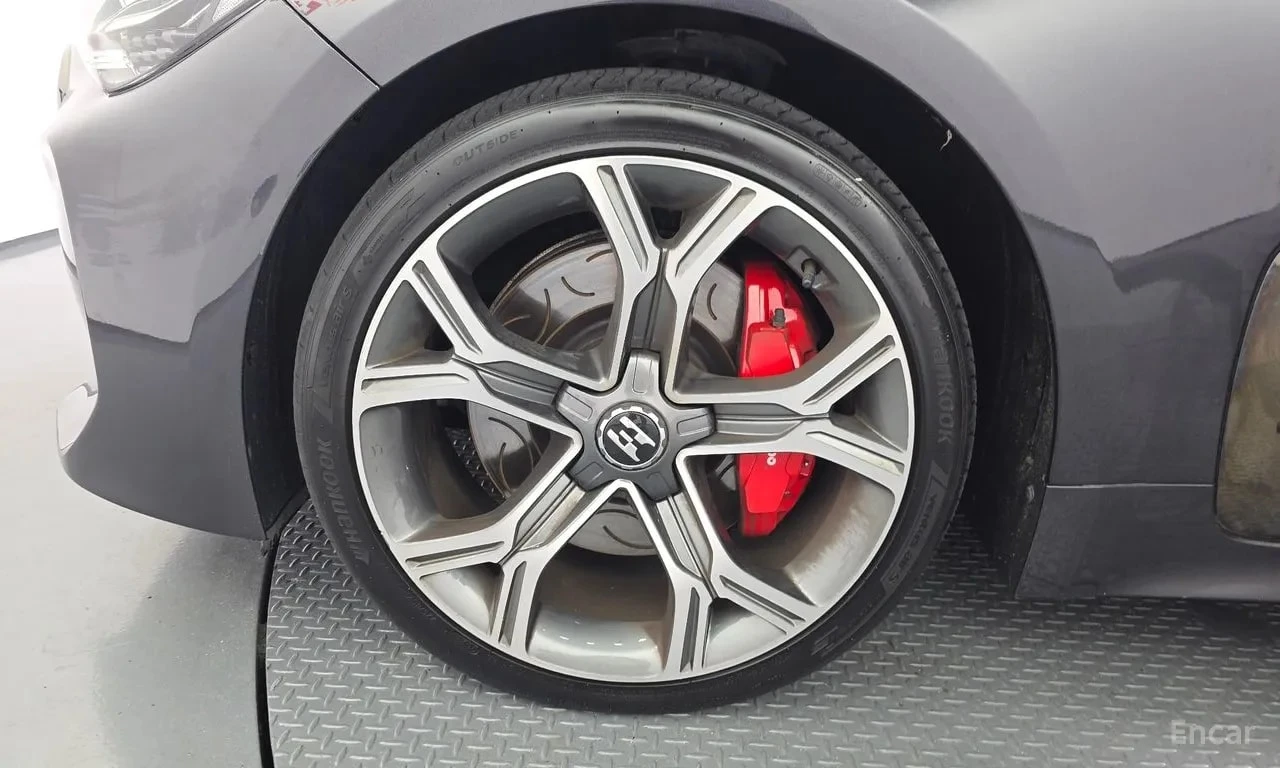 Kia Stinger 3.3 Turbo | АВТОФИНАНСИРАНЕ, снимка 5 - Автомобили и джипове - 56122304