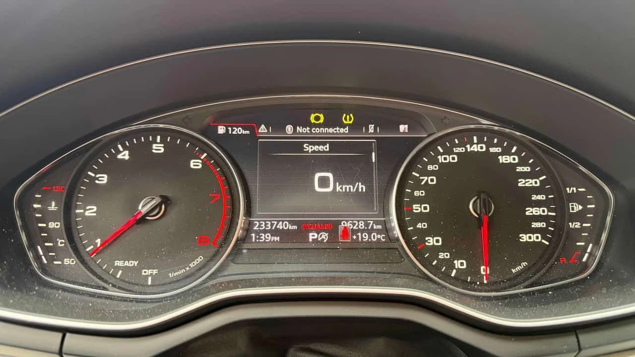 Audi A4 * PROGRESSIV * АВТОКРЕДИТ БЕЗ ПЪРВОНАЧАЛНА ВНОСКА, снимка 8 - Автомобили и джипове - 56222087