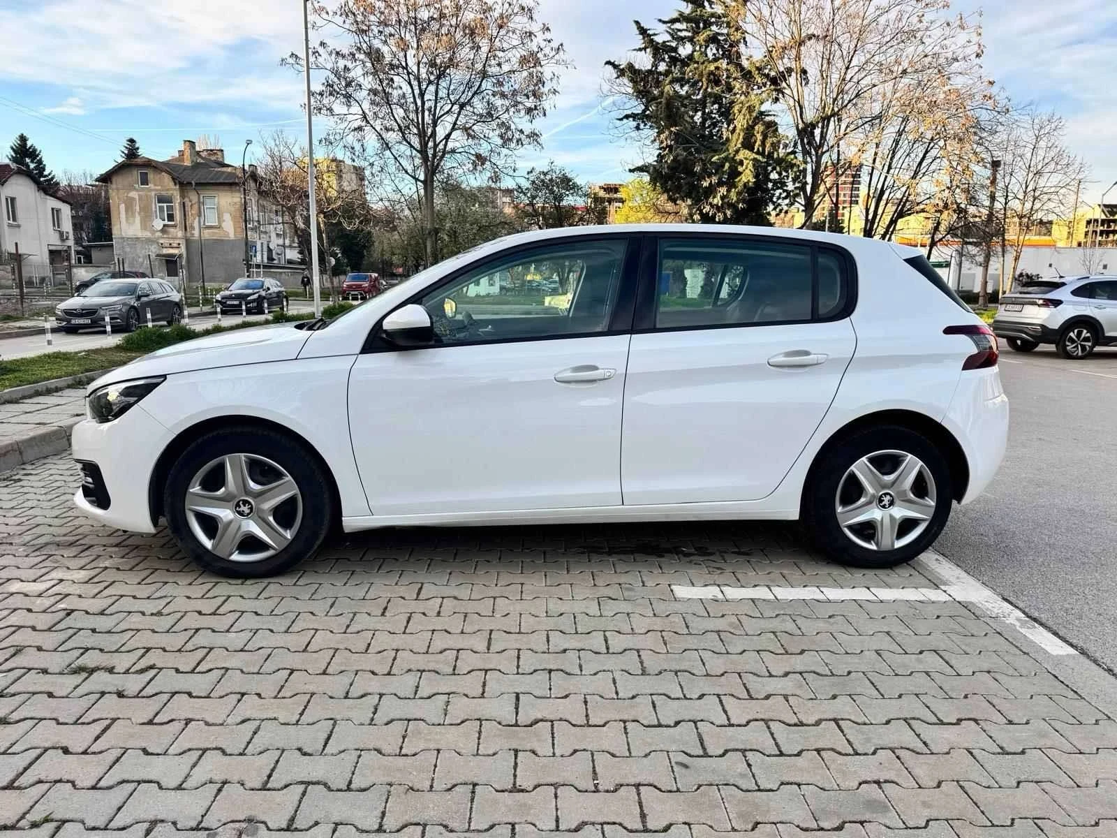 Peugeot 308 ТОП, снимка 5 - Автомобили и джипове - 56241362