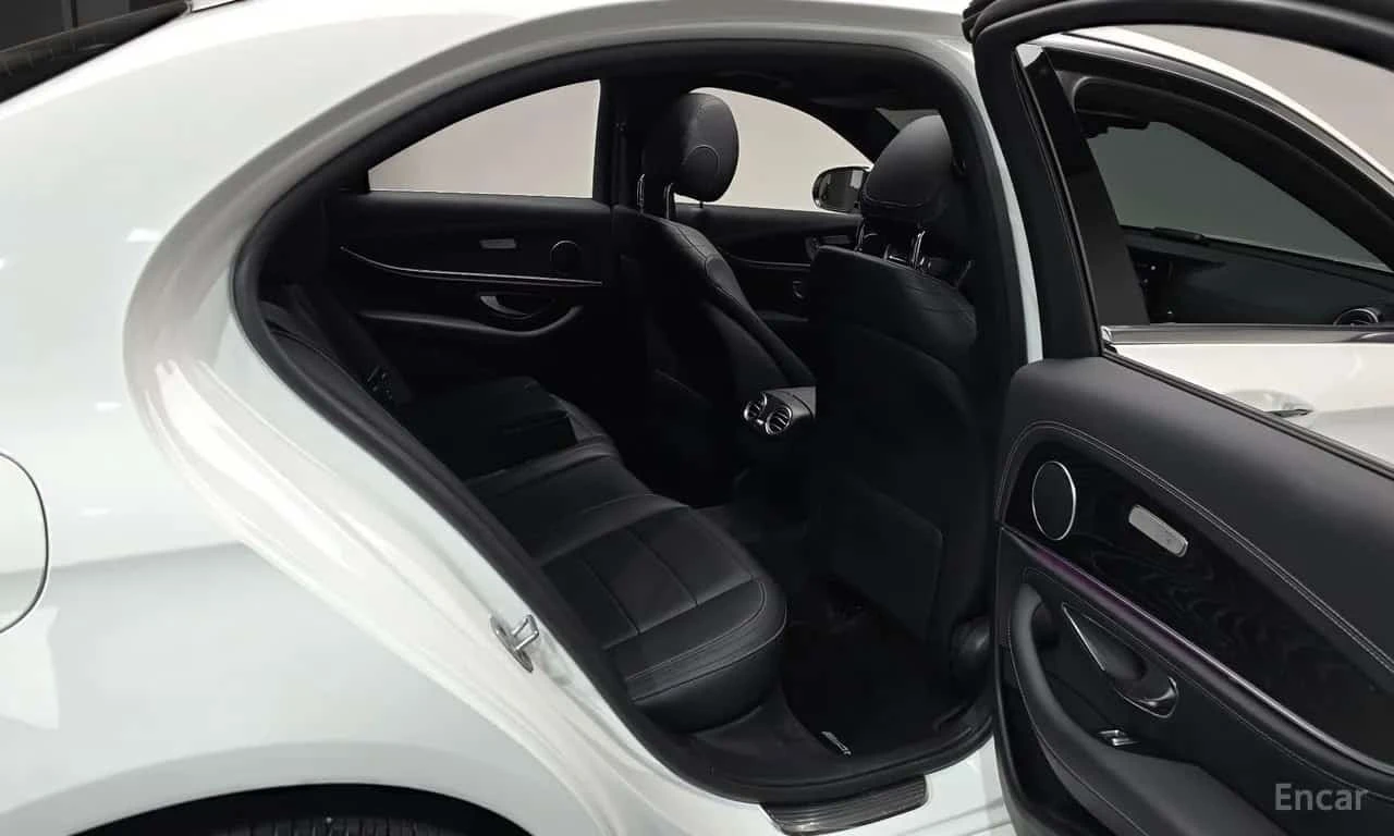 Mercedes-Benz E 220 * 4MATIC AMG Line * ���� �� �������� | Mobile.bg � ����������� 12