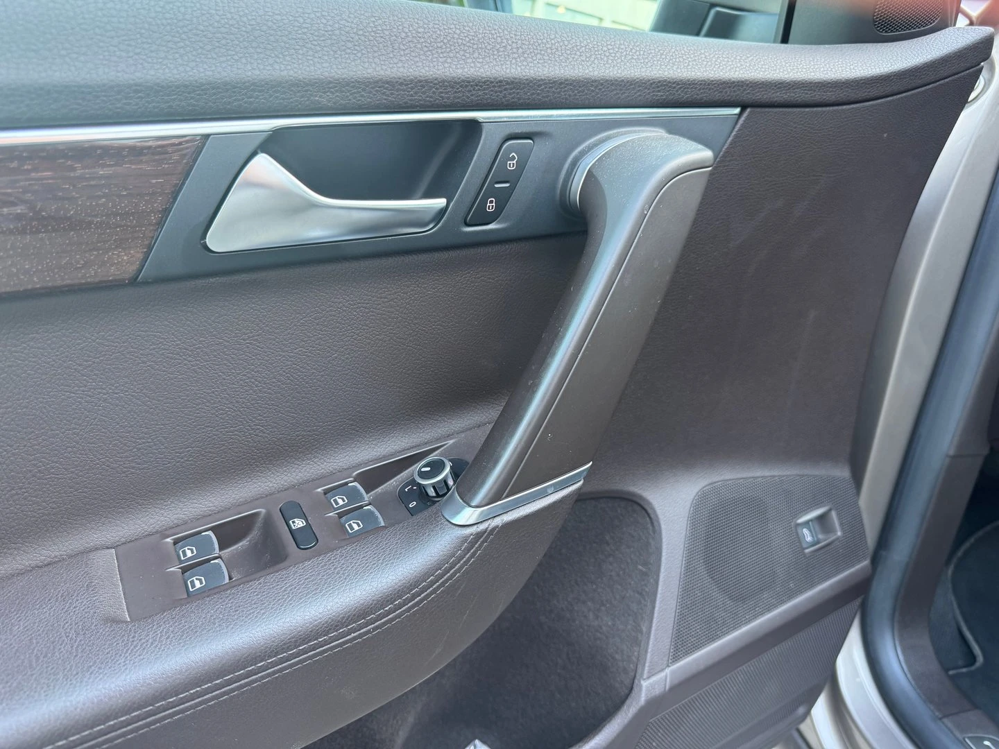 VW Passat, снимка 5 - Автомобили и джипове - 56633535
