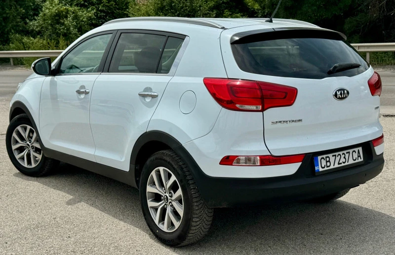 Kia Sportage 1.7CRDI, снимка 5 - Автомобили и джипове - 46186303