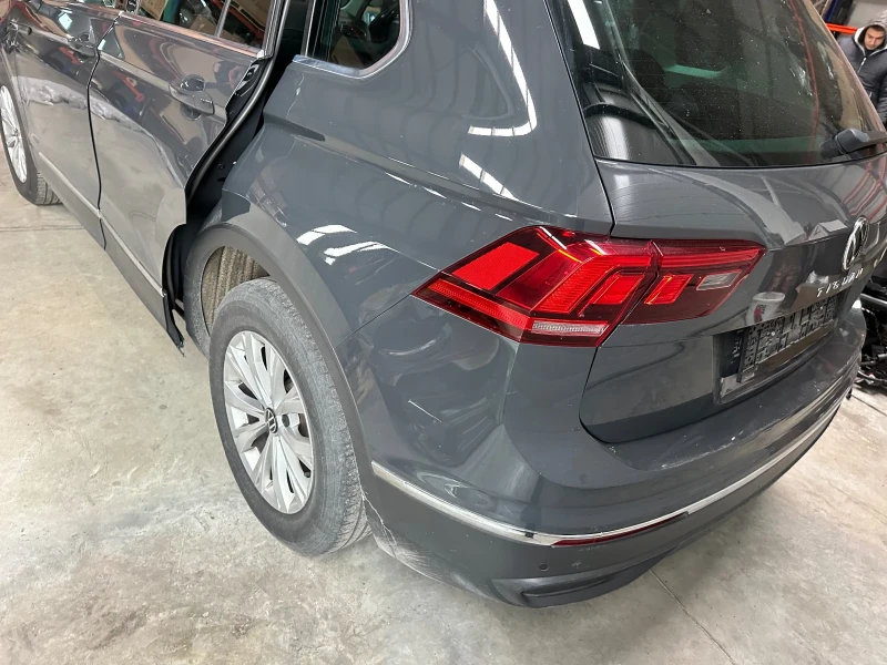 VW Tiguan 2.0 tdi, снимка 6 - Автомобили и джипове - 48397201