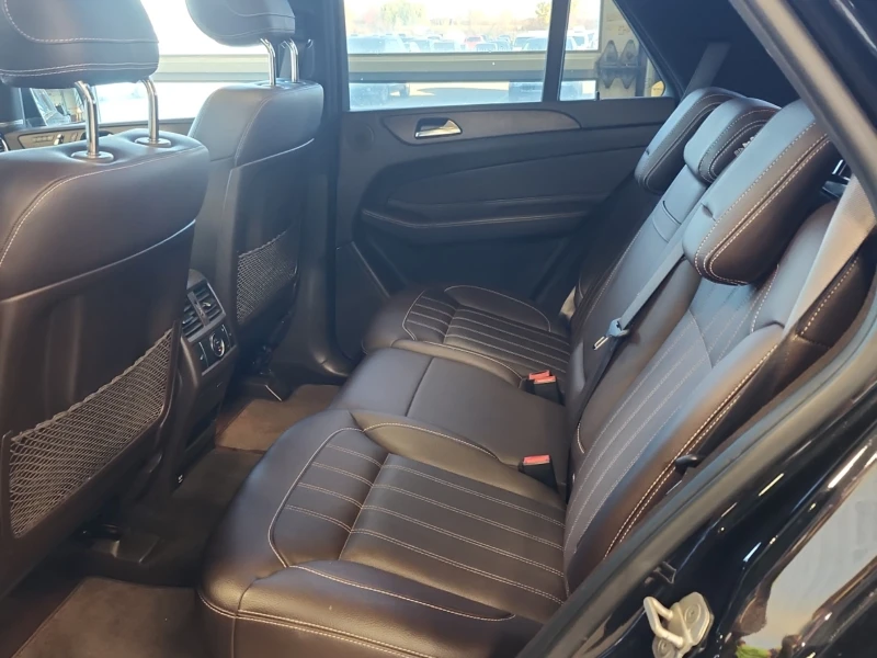 Mercedes-Benz GLE 350 AMG-line* Harman/Kardon* Пано* Подгрев* 4М, снимка 11 - Автомобили и джипове - 52317750