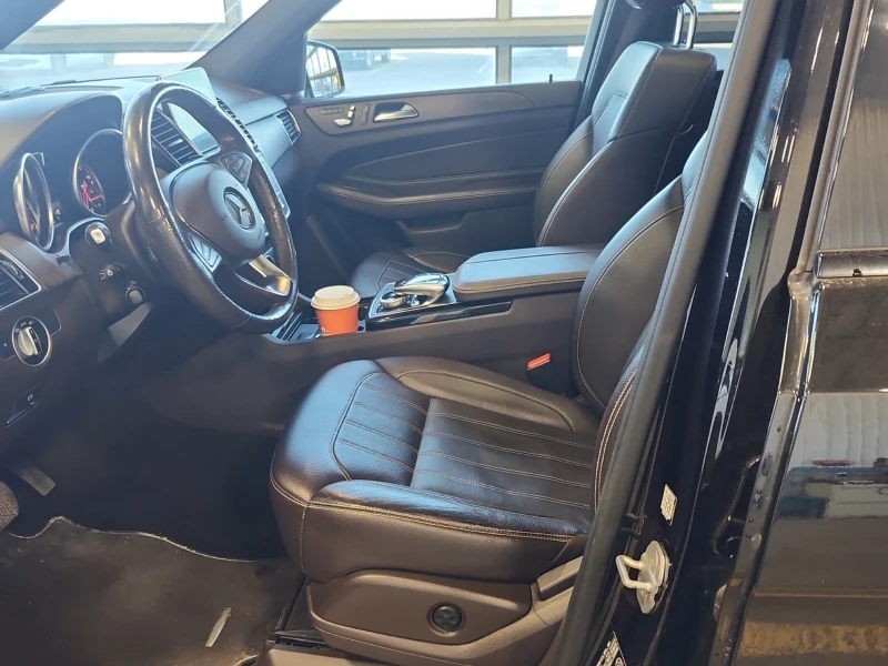 Mercedes-Benz GLE 350 AMG-line* Harman/Kardon* Пано* Подгрев* 4М, снимка 5 - Автомобили и джипове - 52317750