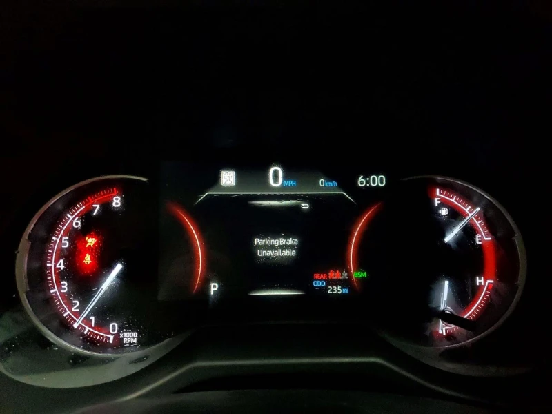 Toyota Rav4 XLE, снимка 9 - Автомобили и джипове - 53406662