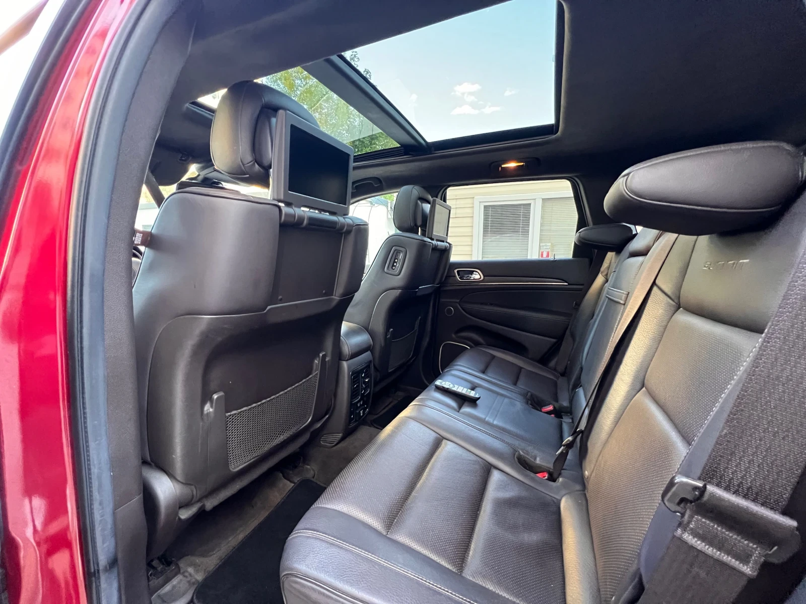 Jeep Grand cherokee SUMMIT - Панорама - ТВ - Обдух - Подгрев - Keyless - изображение 8