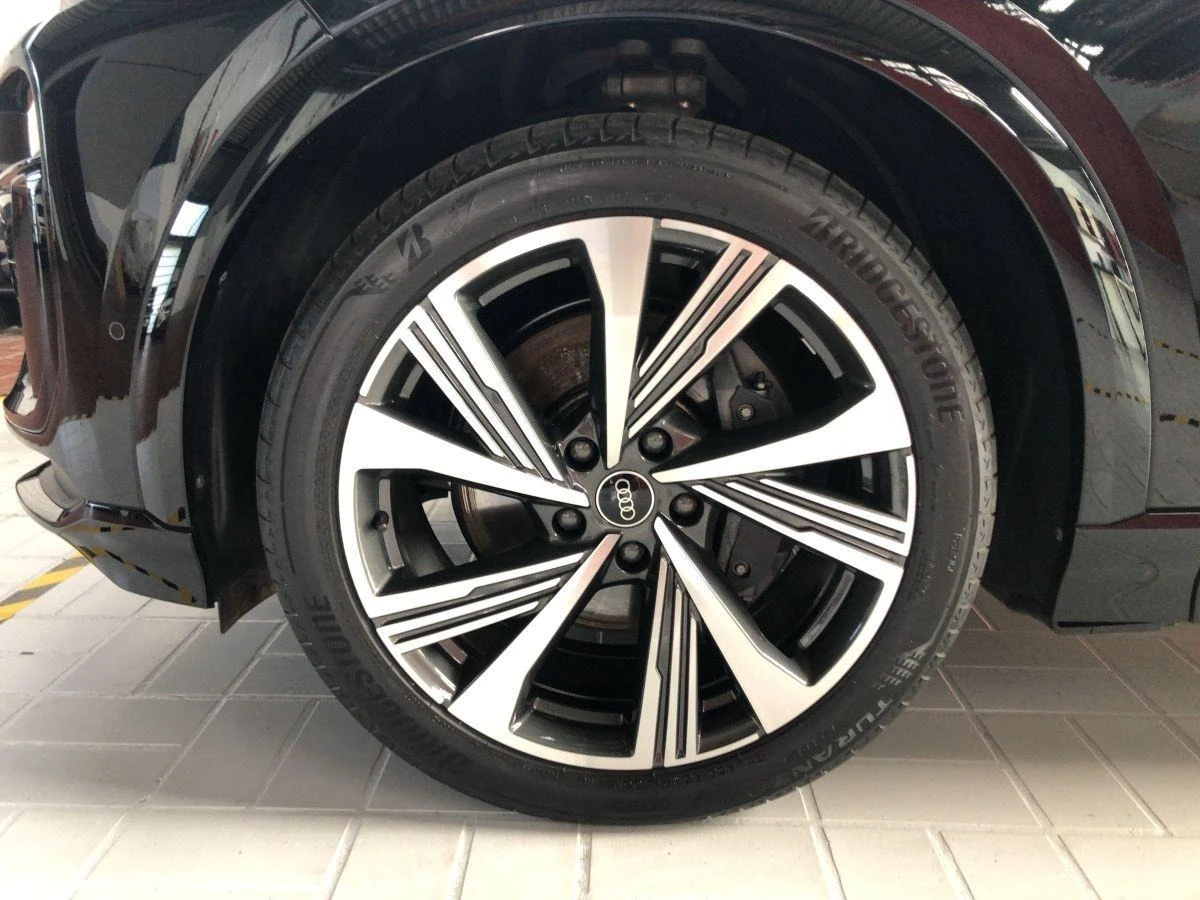 Audi Q6 SQ6 E-TRON/QUATTRO/B&O/PANO/MATRIX/HEAD UP/ - изображение 3