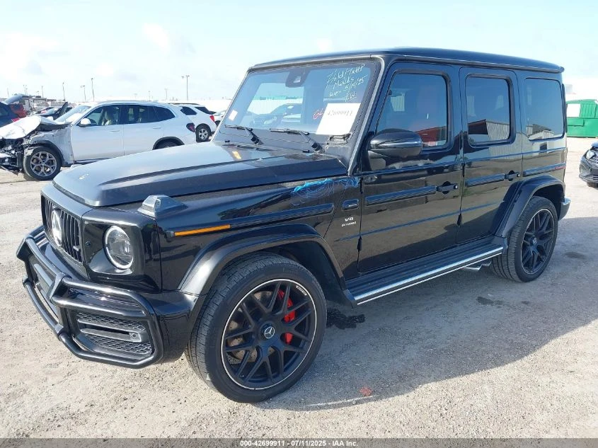 Mercedes-Benz G 63 AMG 4.0L V-8 DI, DOHC, VVT, TURBO, 577HP All Wheel - изображение 2