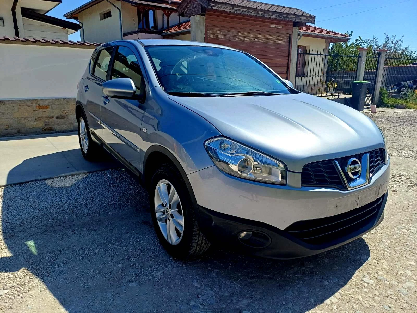 Nissan Qashqai 2.0 i-NAVI | Mobile.bg � ����������� 1