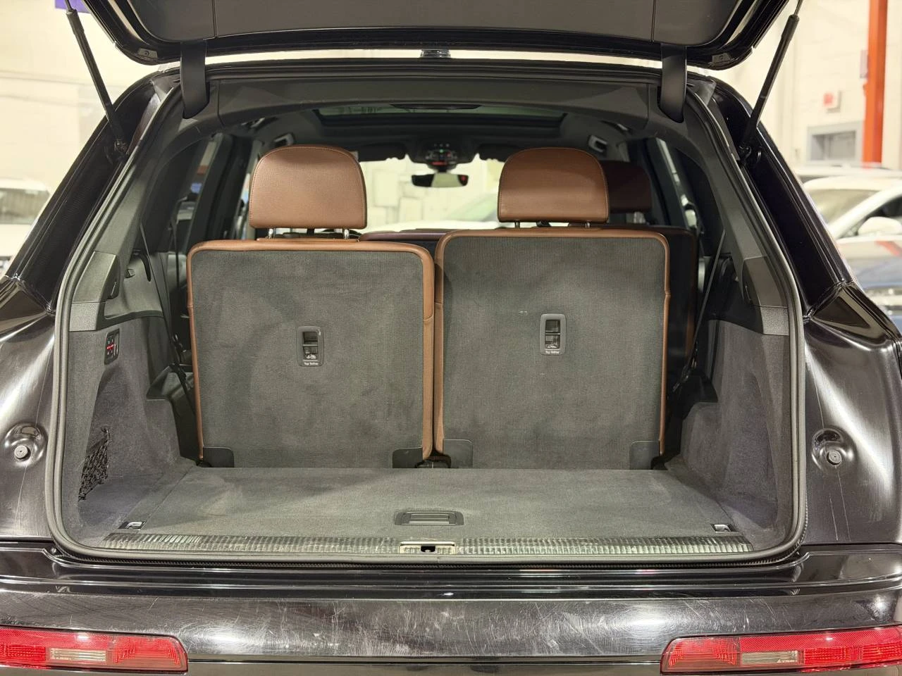 Audi Q7 TECHNIK| MATRIX| CARPLAY| PANO| �����| 360| BOSE | Mobile.bg � ����������� 17