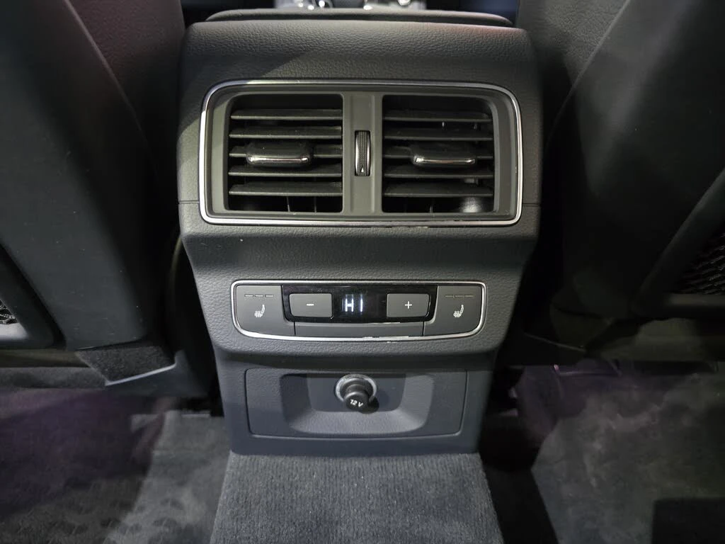 Audi Q5 2.0 TFSI quattro* АвтоКредит* (Цена до БГ) , снимка 17 - Автомобили и джипове - 53885673