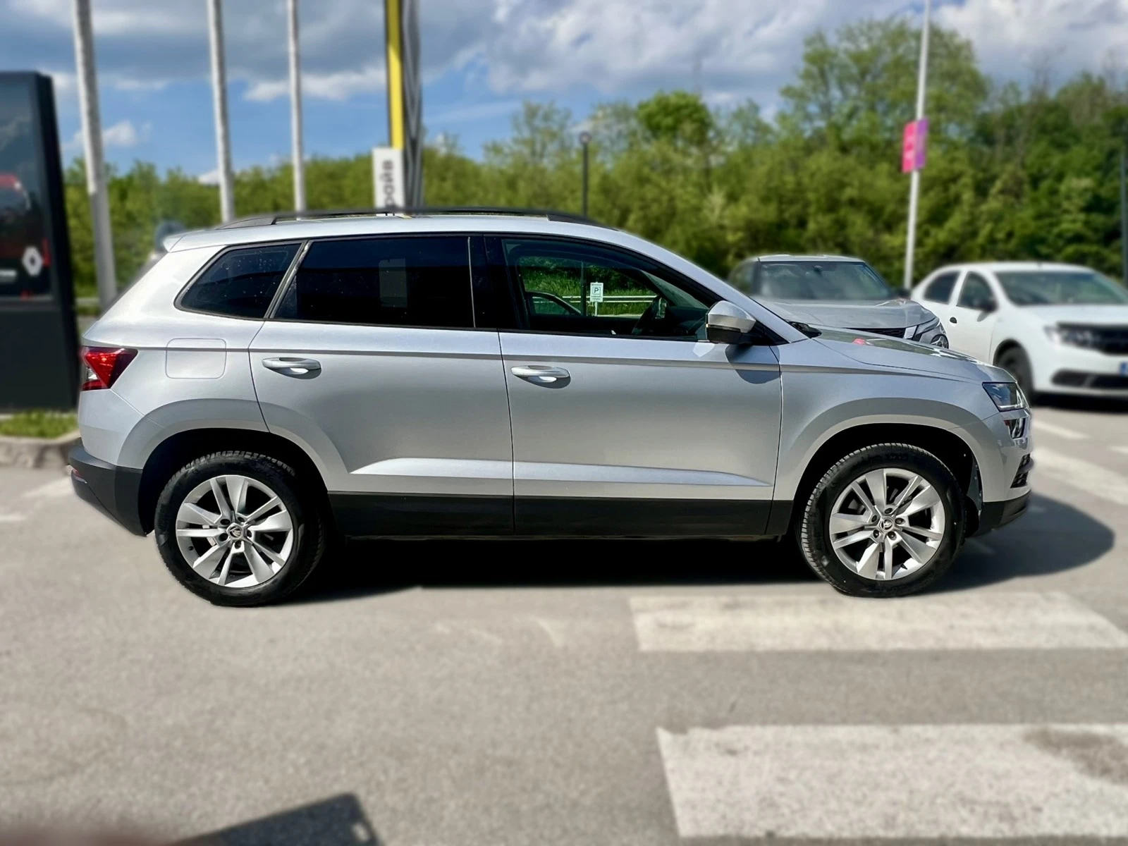 Skoda Karoq Facelift 1.6 TDI / 115 �.�. / DSG / Executive | Mobile.bg � ����������� 4
