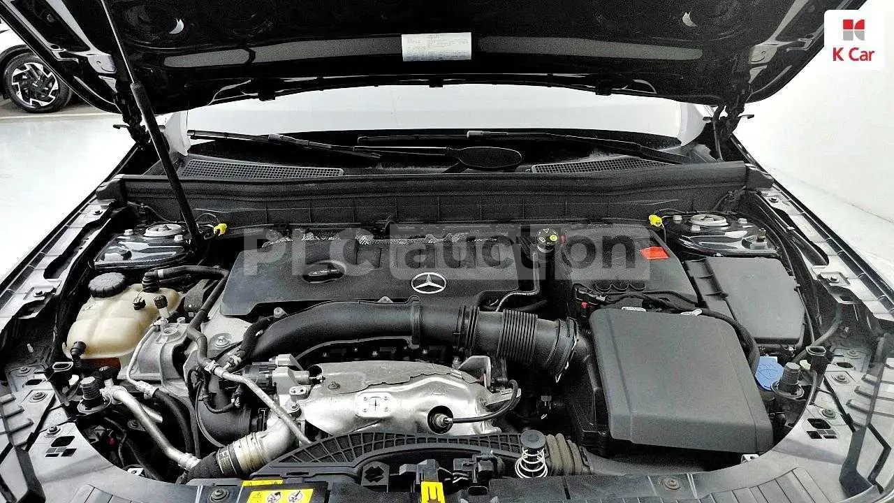 Mercedes-Benz GLB 250 4MATIC| DISTRONIC| КАМЕРА| ПОДГРЕВ| ПАНОРАМА, снимка 16 - Автомобили и джипове - 54688964