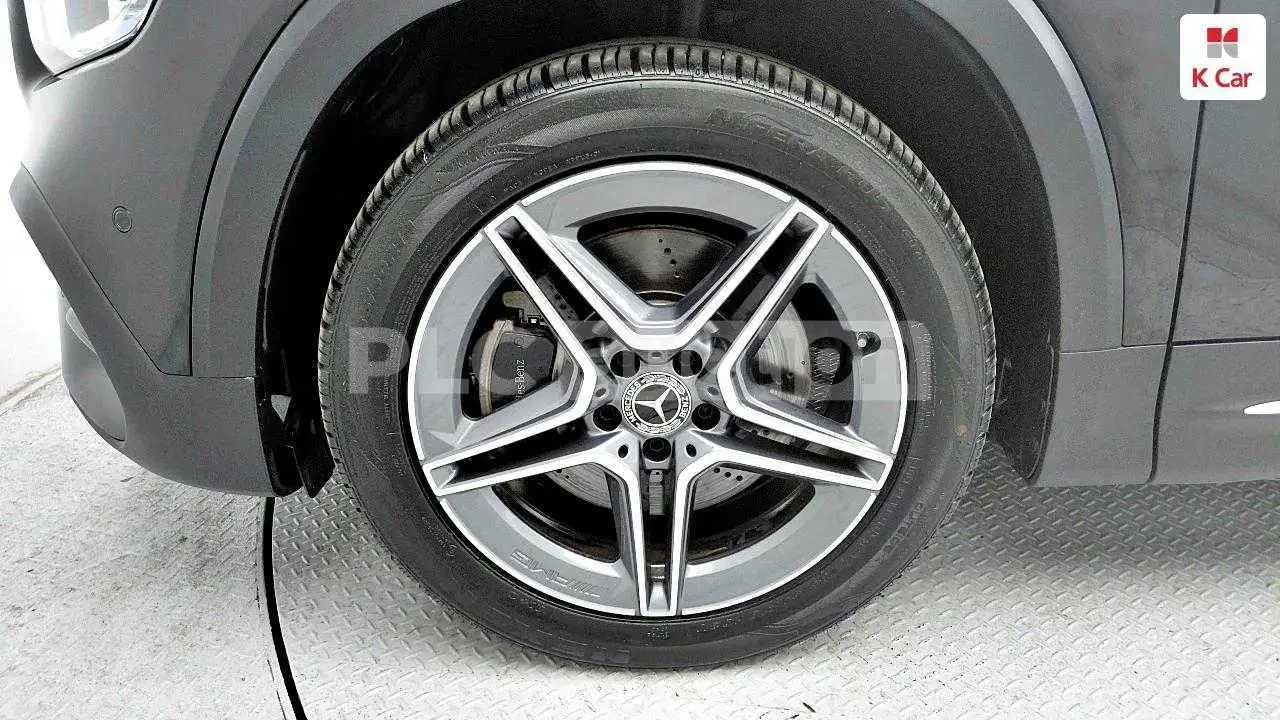 Mercedes-Benz GLB 250 4MATIC| DISTRONIC| КАМЕРА| ПОДГРЕВ| ПАНОРАМА, снимка 17 - Автомобили и джипове - 54688964