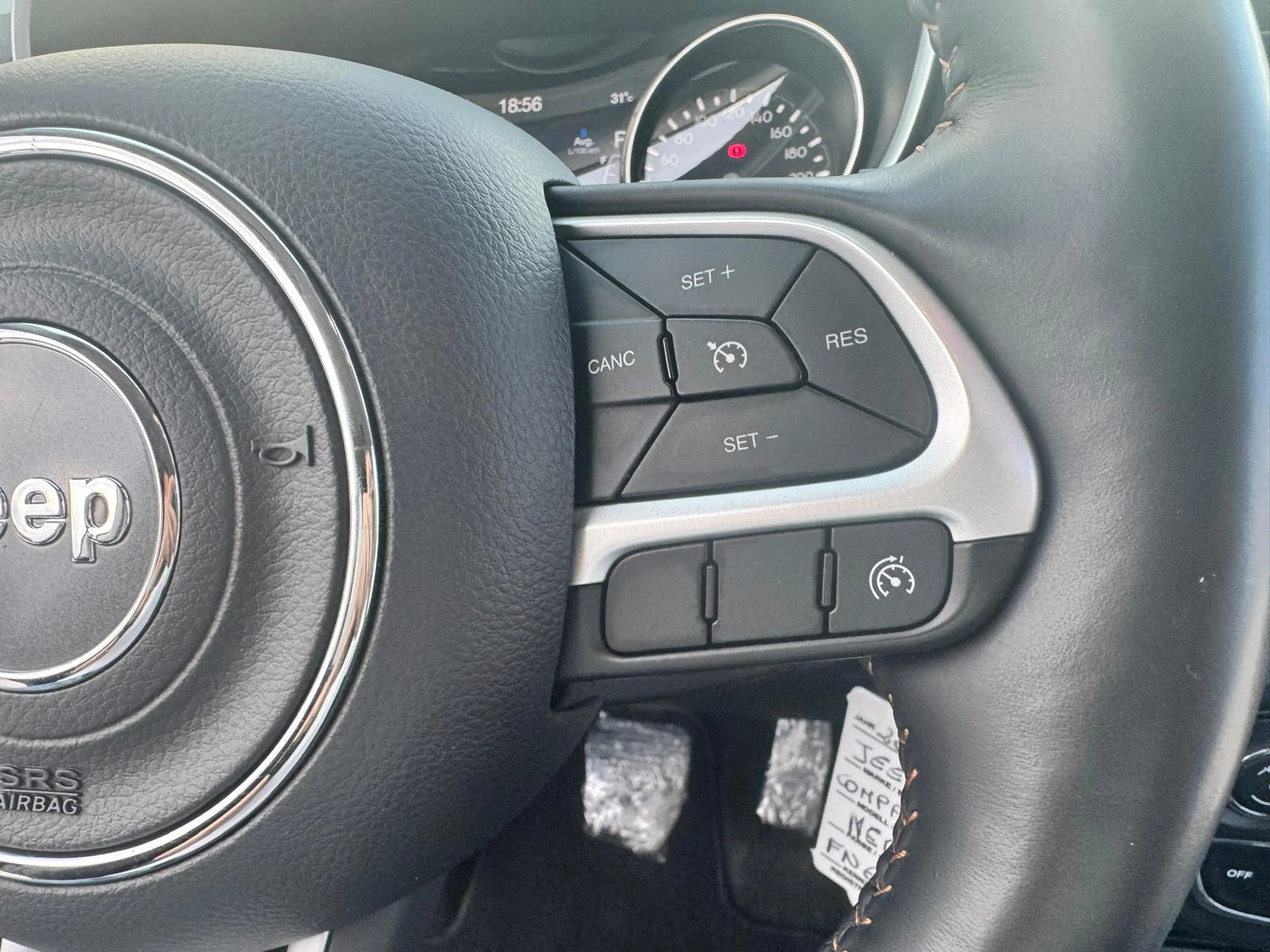 Jeep Compass 4x4 LIMITED 120 000KM, снимка 16 - Автомобили и джипове - 55168951