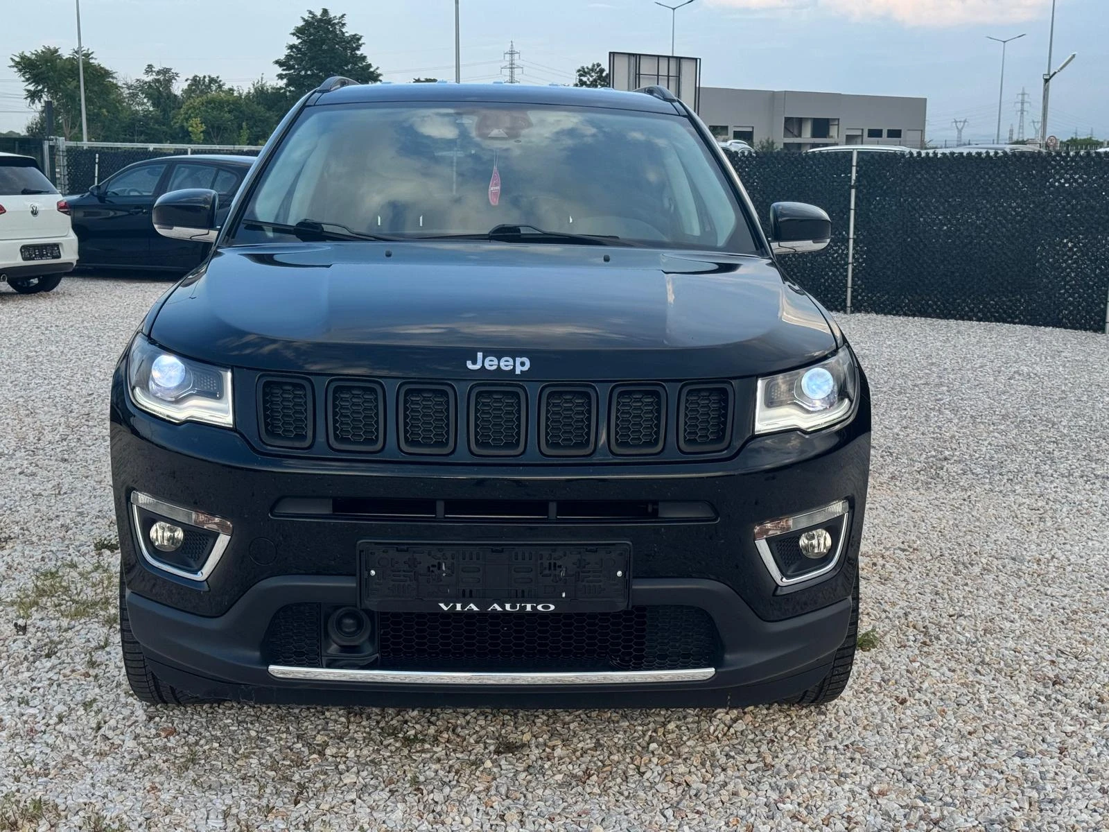 Jeep Compass 4x4 LIMITED 120 000KM, снимка 2 - Автомобили и джипове - 55168951
