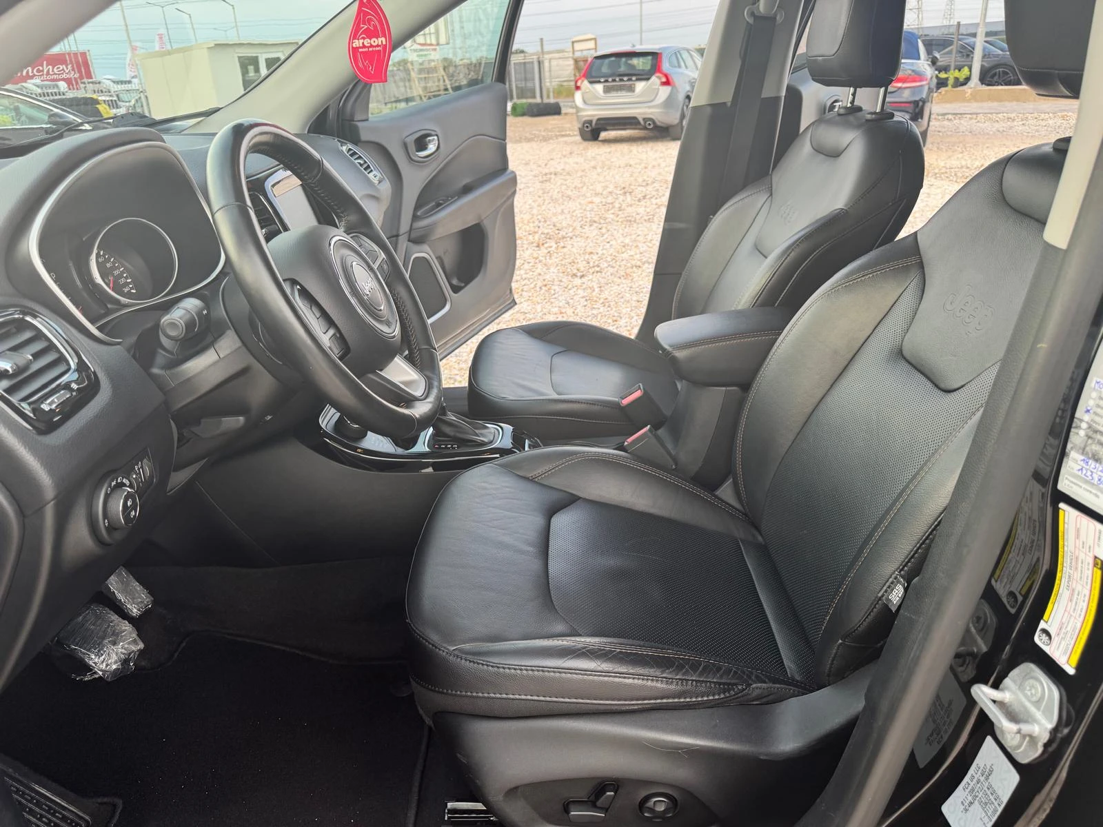 Jeep Compass 4x4 LIMITED 120 000KM, снимка 12 - Автомобили и джипове - 55168951