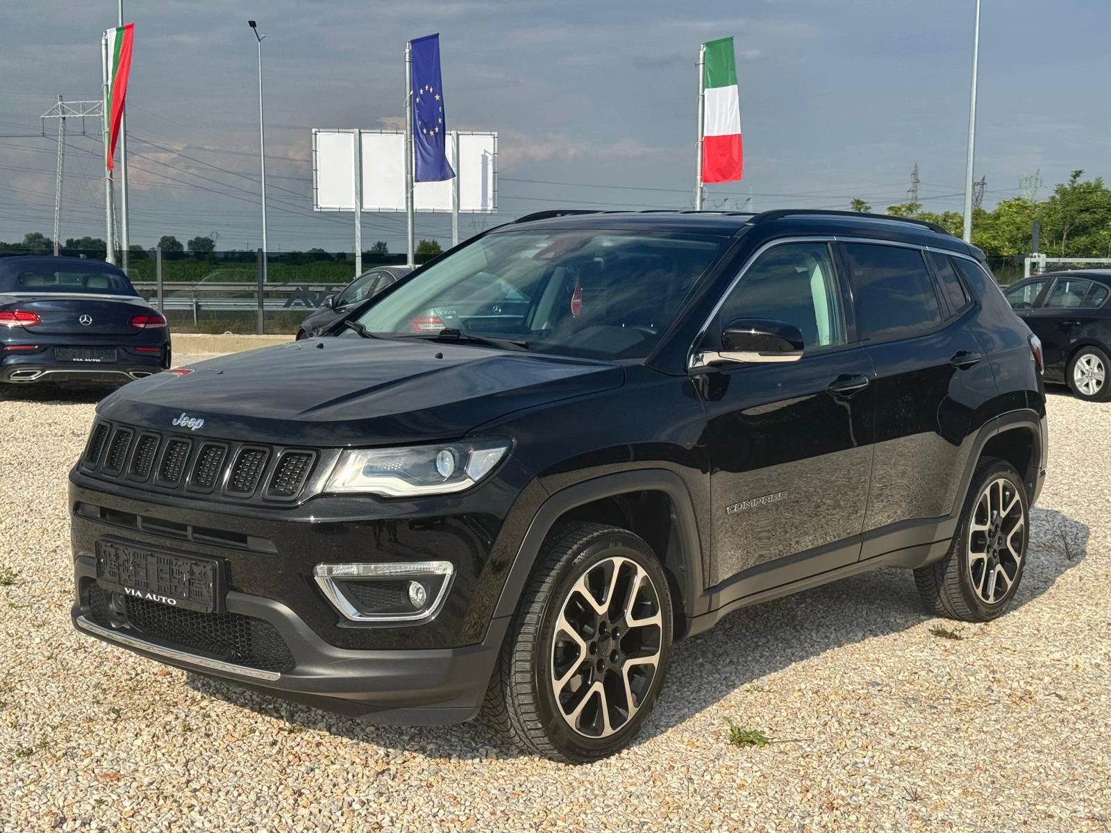 Jeep Compass 4x4 LIMITED 120 000KM, снимка 3 - Автомобили и джипове - 55168951