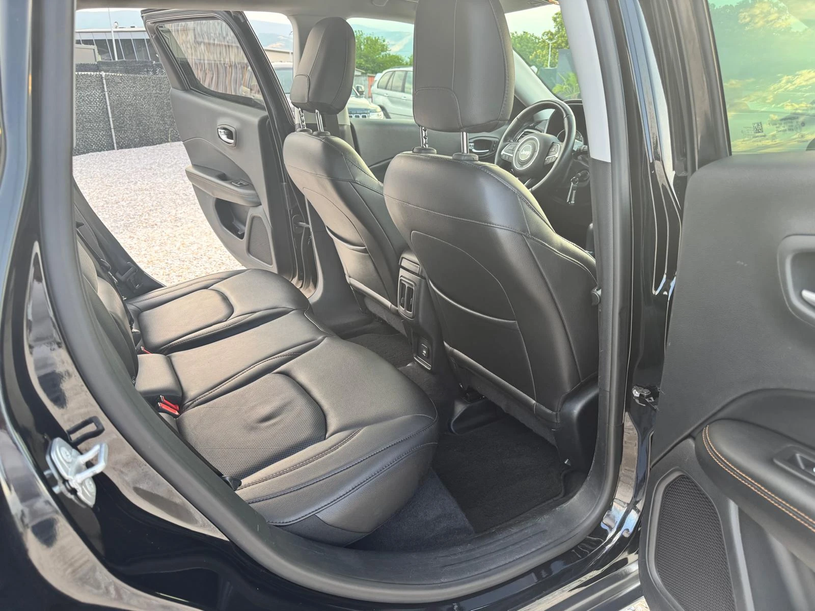 Jeep Compass 4x4 LIMITED 120 000KM, снимка 14 - Автомобили и джипове - 55168951