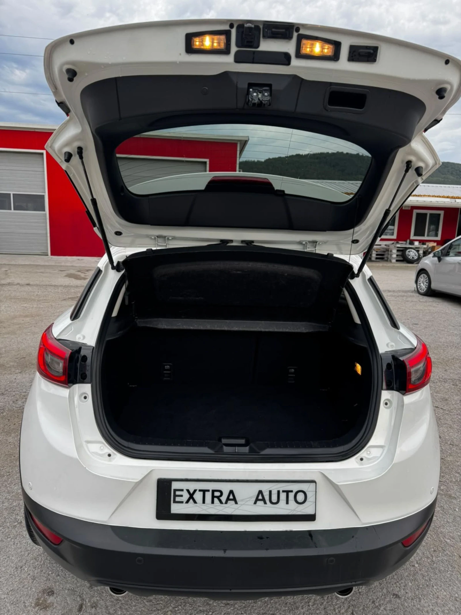 Mazda CX-3 1.5D, 4Х4, АВТОМАТ, 132000км, FULL , снимка 4 - Автомобили и джипове - 55273069