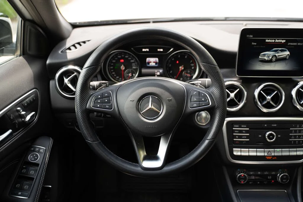 Mercedes-Benz GLA 250, снимка 10 - Автомобили и джипове - 55459125