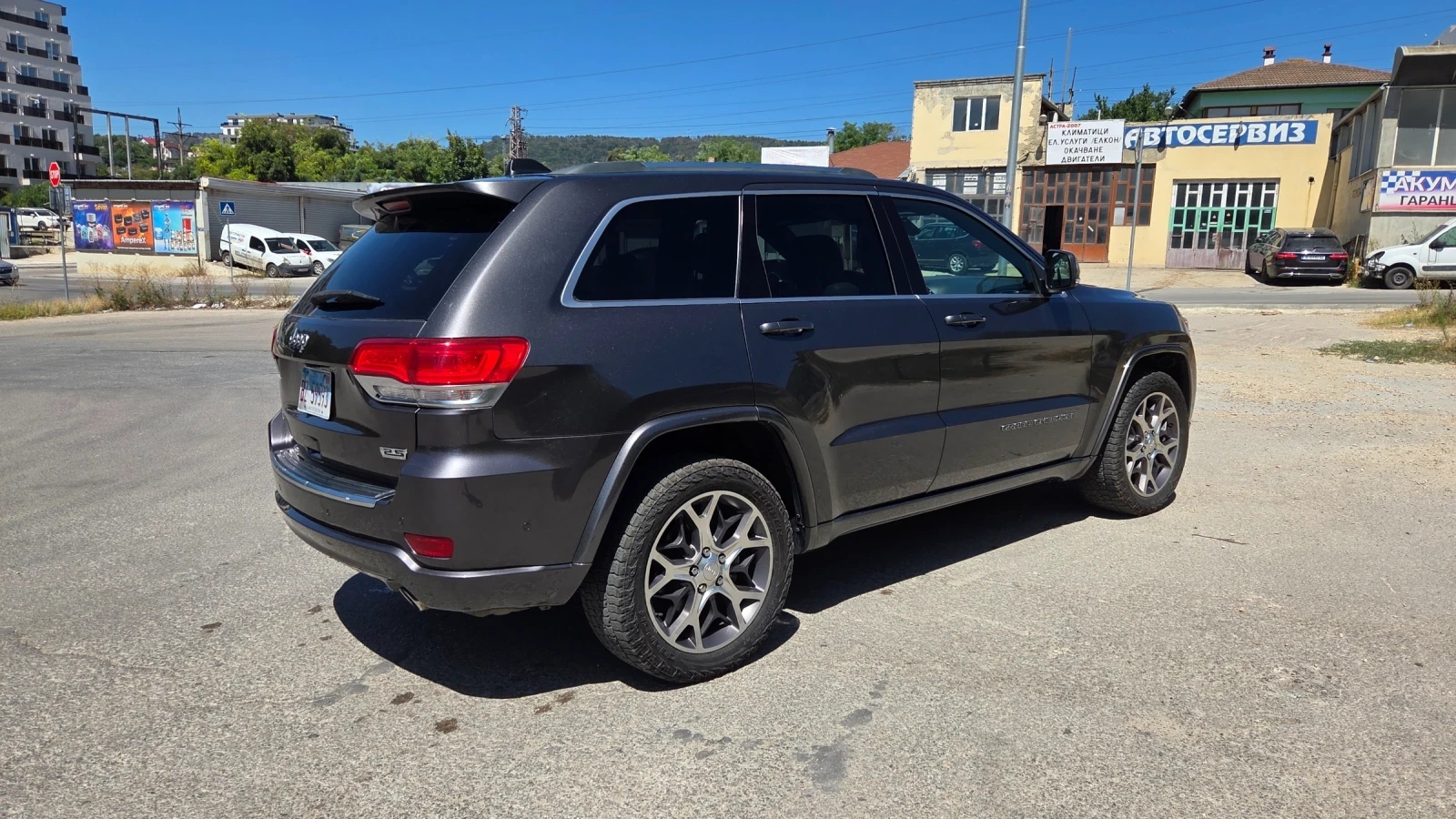 Jeep Grand cherokee Limited, снимка 9 - Автомобили и джипове - 55741177