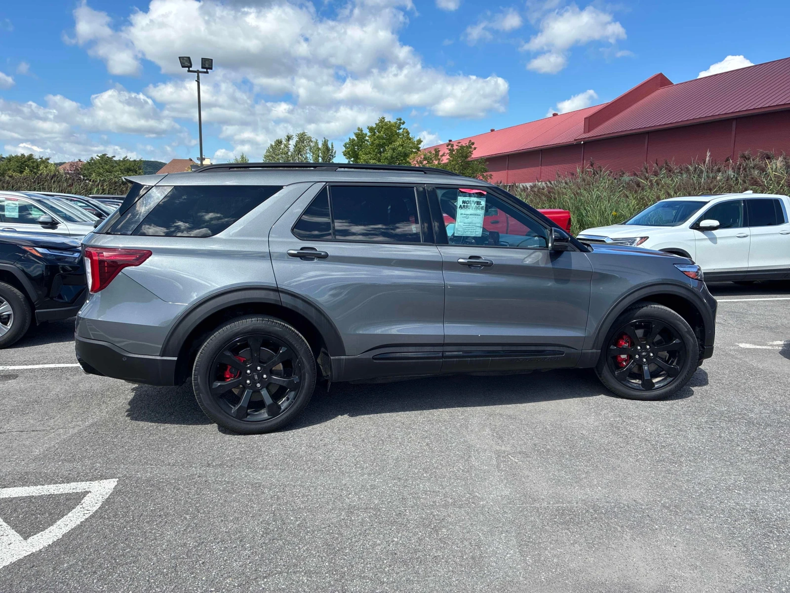 Ford Explorer ST | CARFAX | АВТОФИНАНСИРАНЕ, снимка 4 - Автомобили и джипове - 55892530