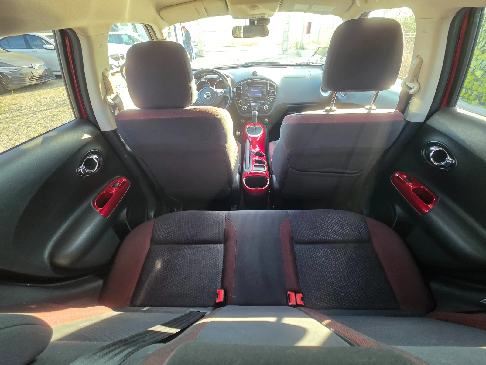 Nissan Juke 1.6 DIG-T-4WD-Automatic-Tekna-190hp, снимка 14 - Автомобили и джипове - 56323787