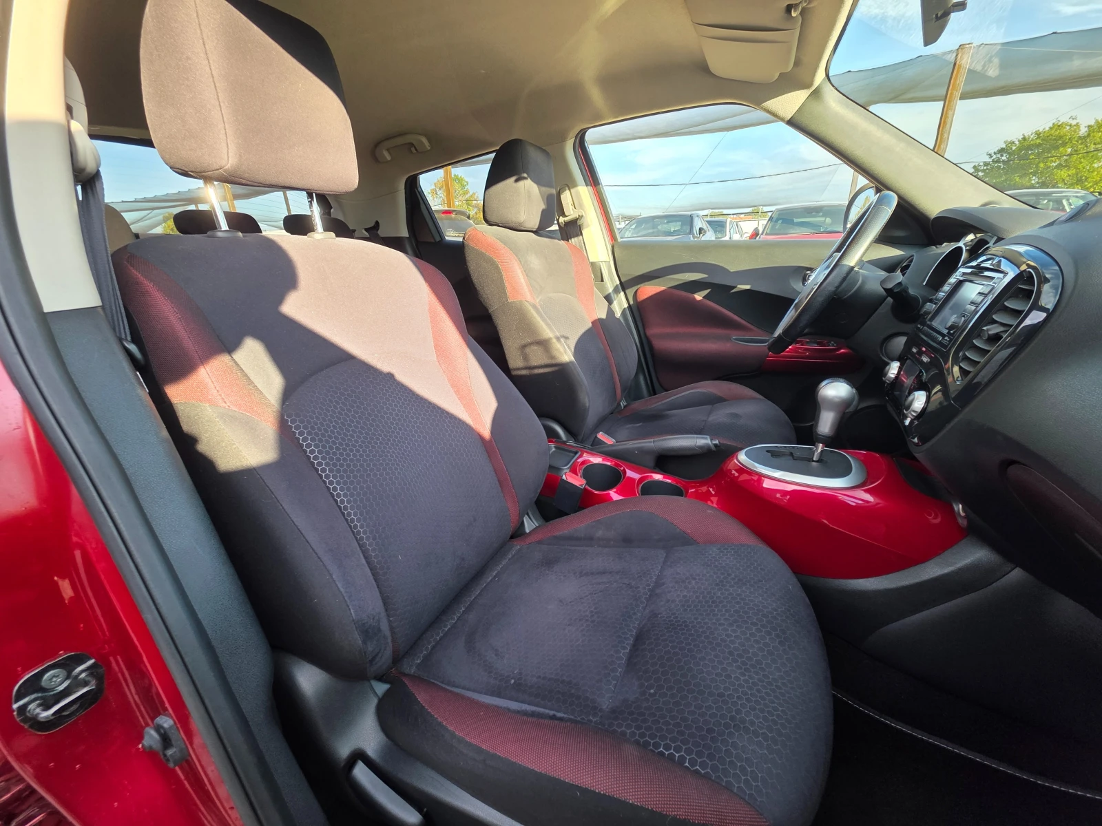 Nissan Juke 1.6 DIG-T-4WD-Automatic-Tekna-190hp, снимка 17 - Автомобили и джипове - 56323787
