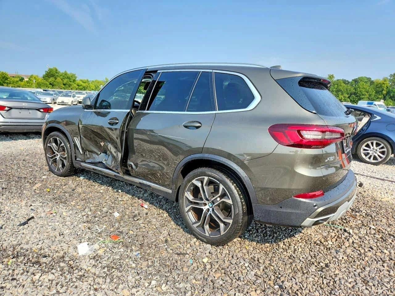BMW X5 * sDrive40i * CARFAX * A��������� | Mobile.bg � ����������� 3