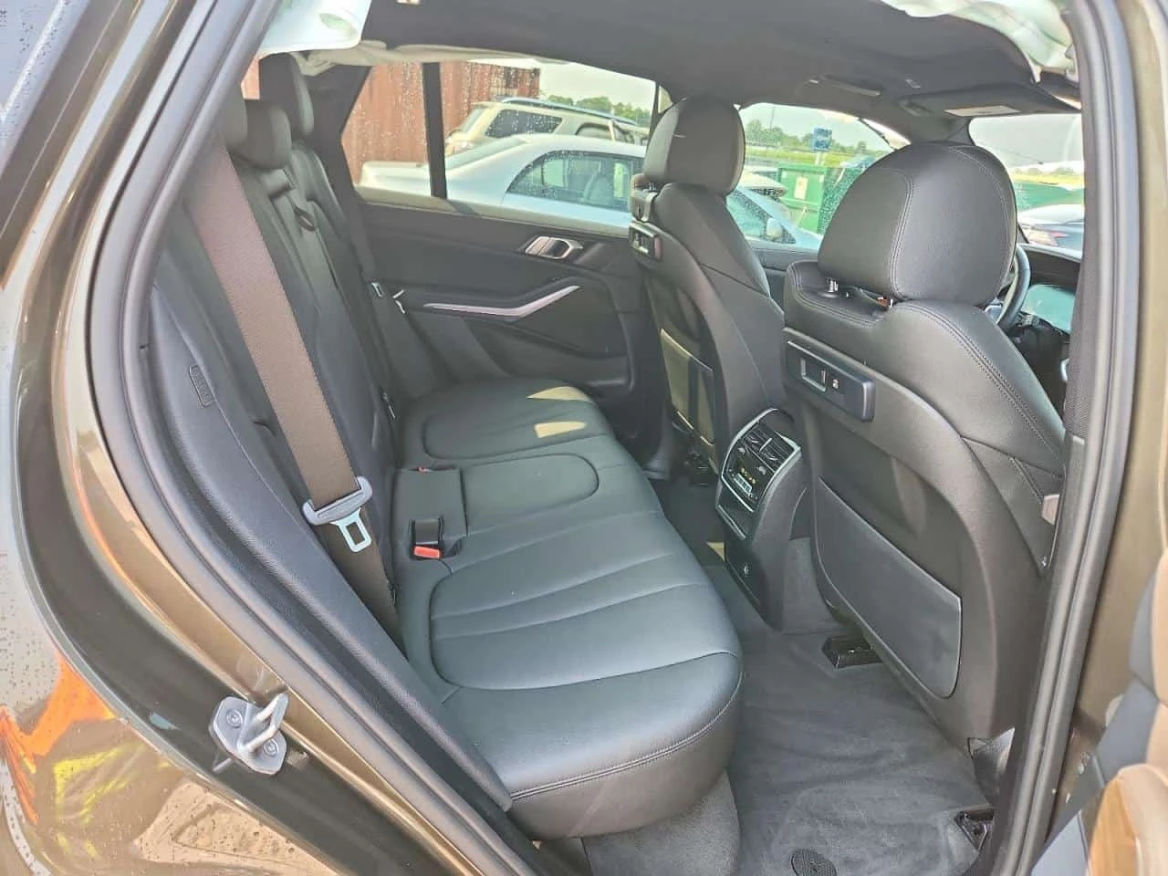 BMW X5 * sDrive40i * CARFAX * A��������� | Mobile.bg � ����������� 11