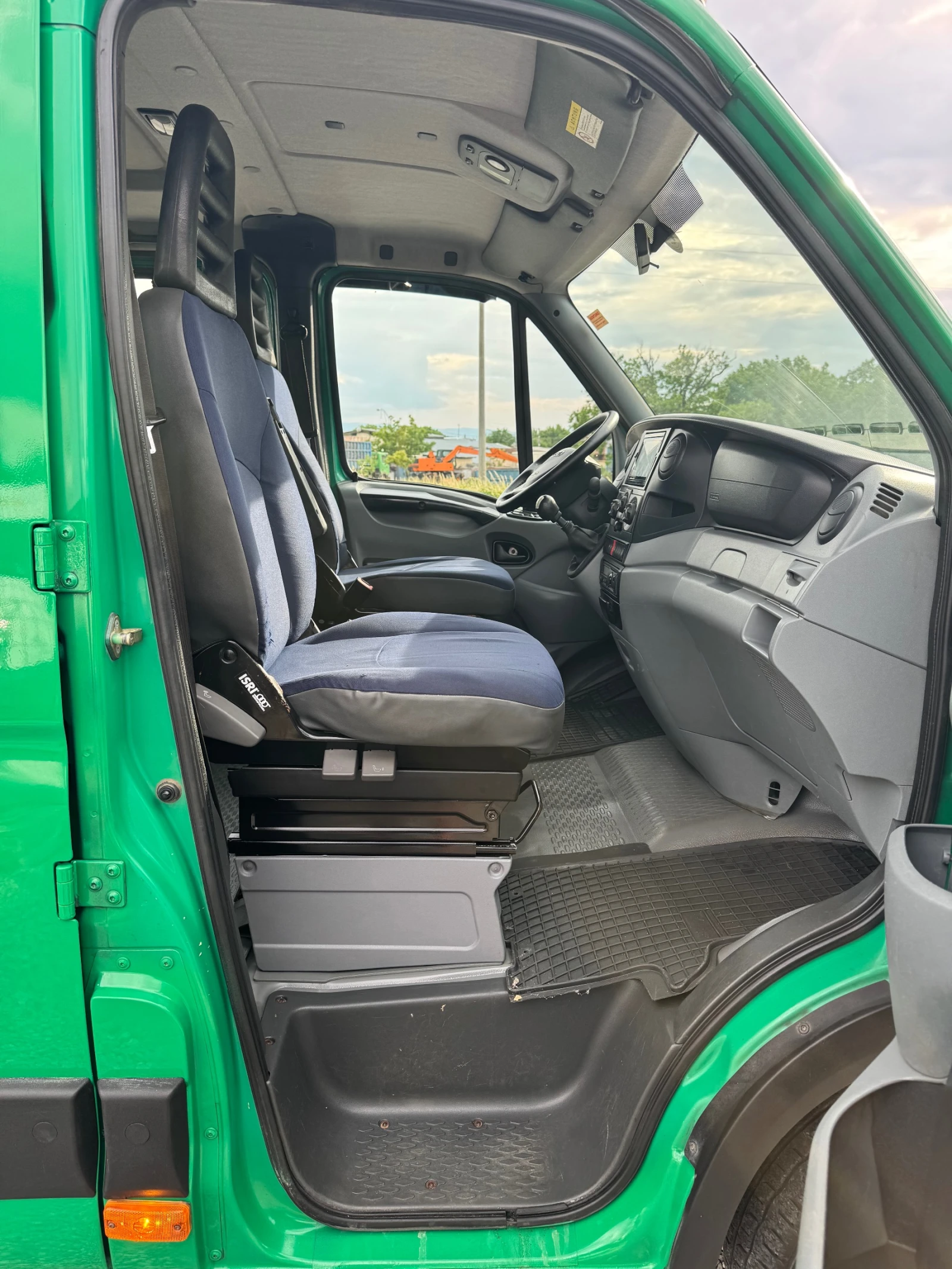 Iveco Daily 35c18* 3.0HPI* Самосвал* 6ск* Германия* Топ, снимка 15 - Бусове и автобуси - 55015605