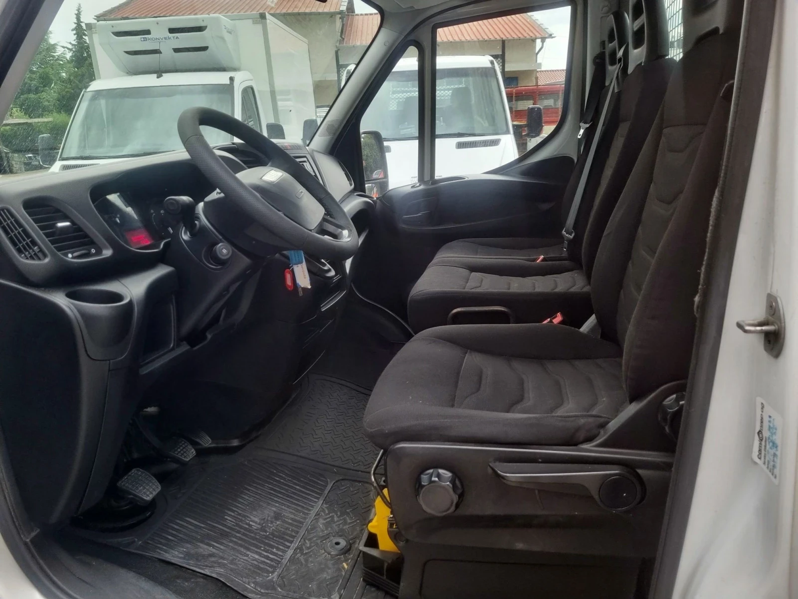 Iveco 35c15 бордови, снимка 8 - Бусове и автобуси - 55565664