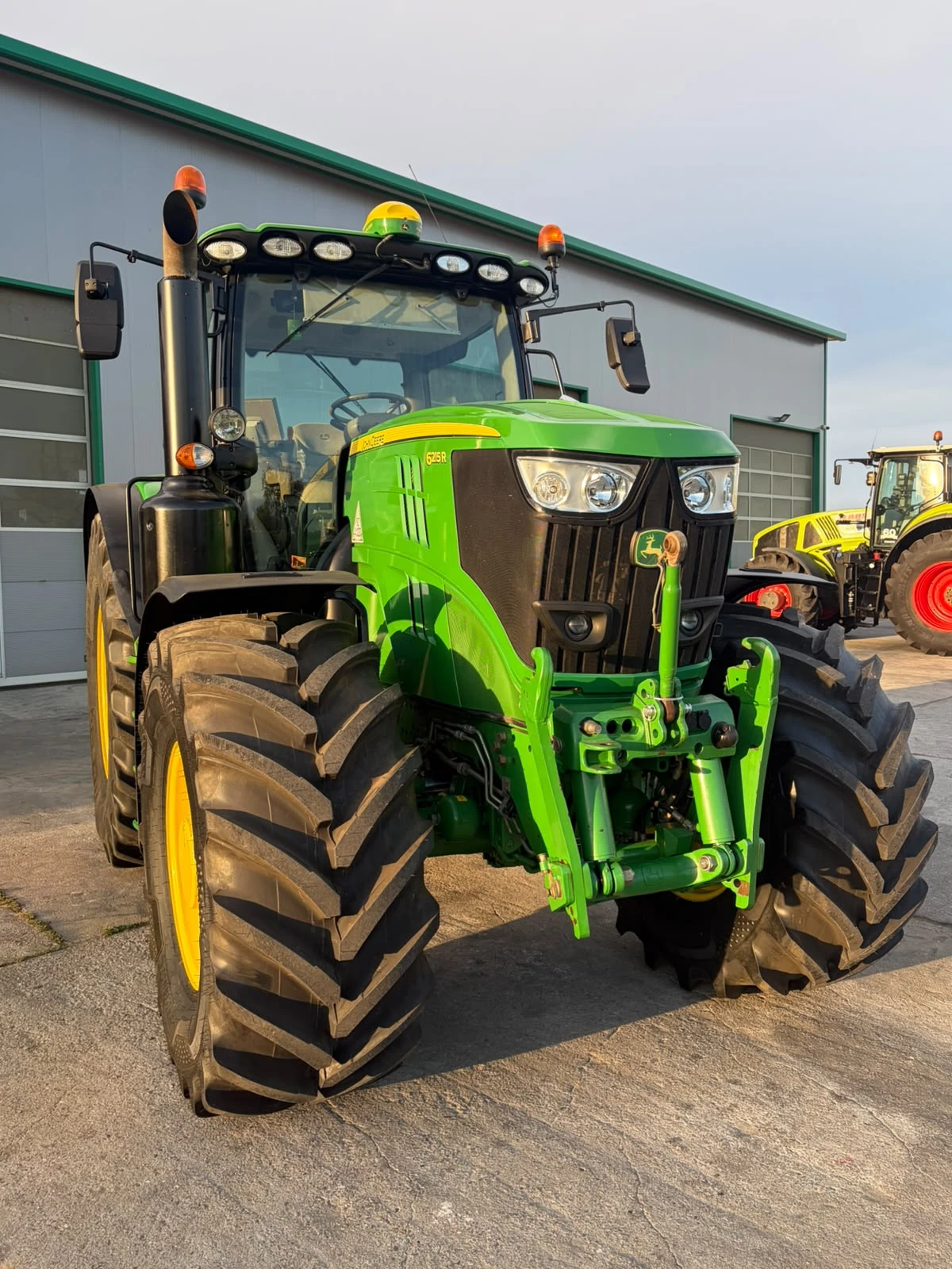 ������� John Deere 6215R Auto Trac SF6000 ������ � 20% ������  | Mobile.bg � ����������� 5