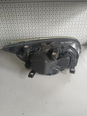 4M51 13K060-BA фар ляв Ford Focus 2006г , снимка 3