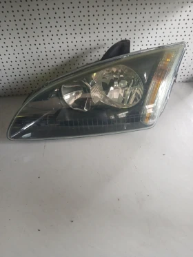 4M51 13K060-BA фар ляв Ford Focus 2006г , снимка 1