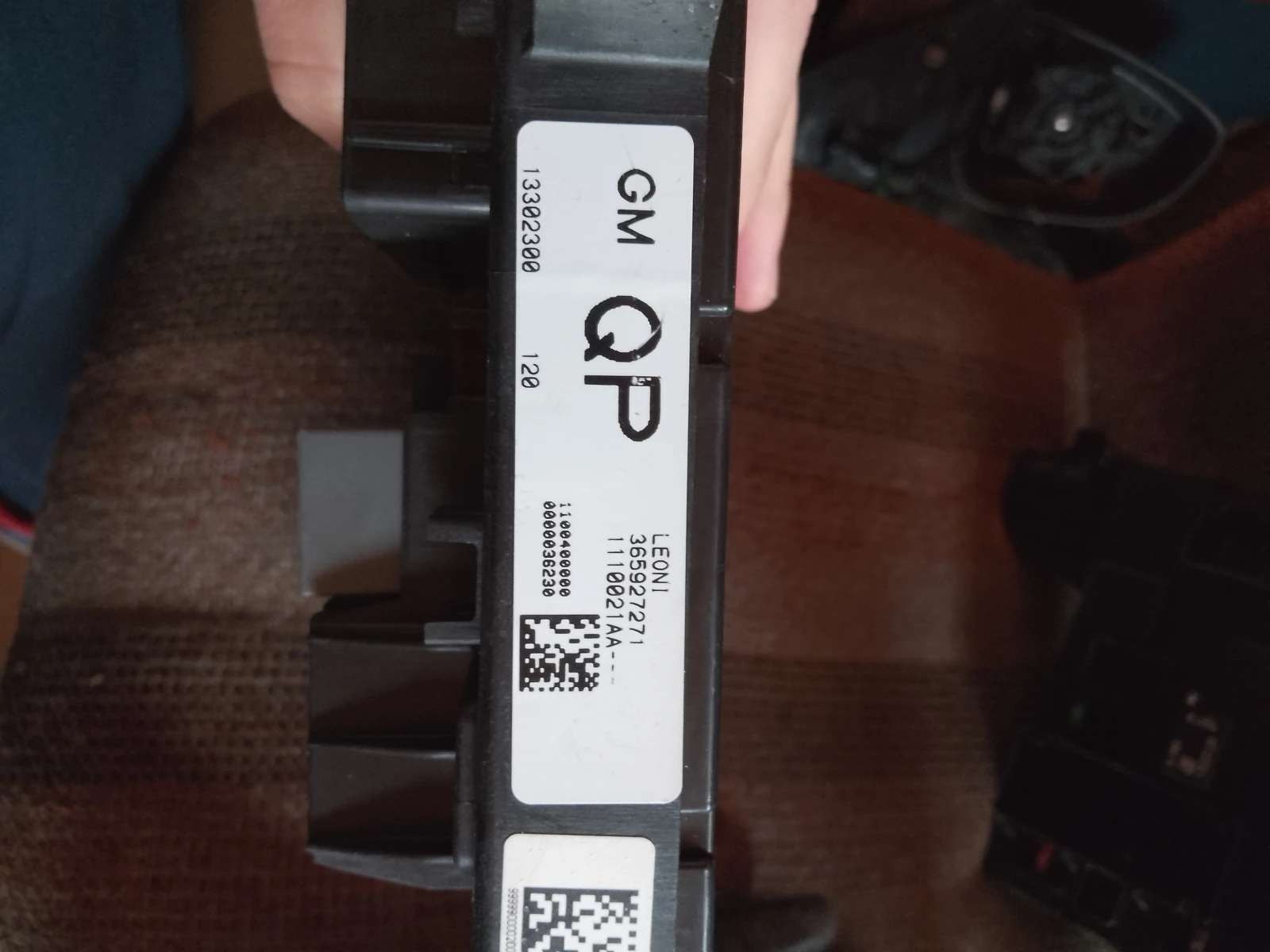 13302300      J 365927271/1110021 | Mobile.bg   2